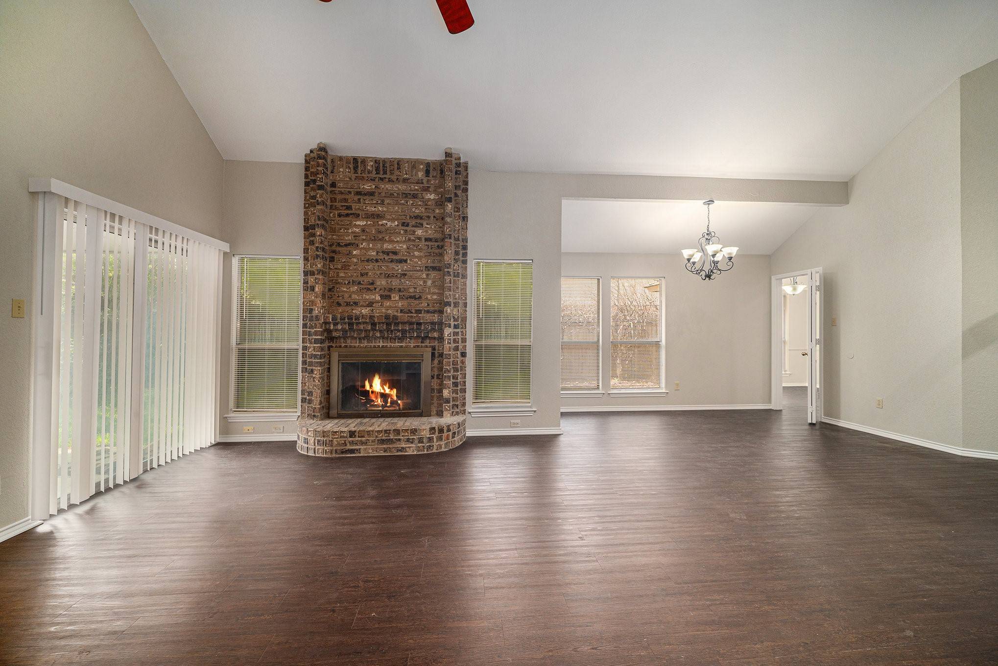Fort Worth, TX 76133,7709 Mahonia DR