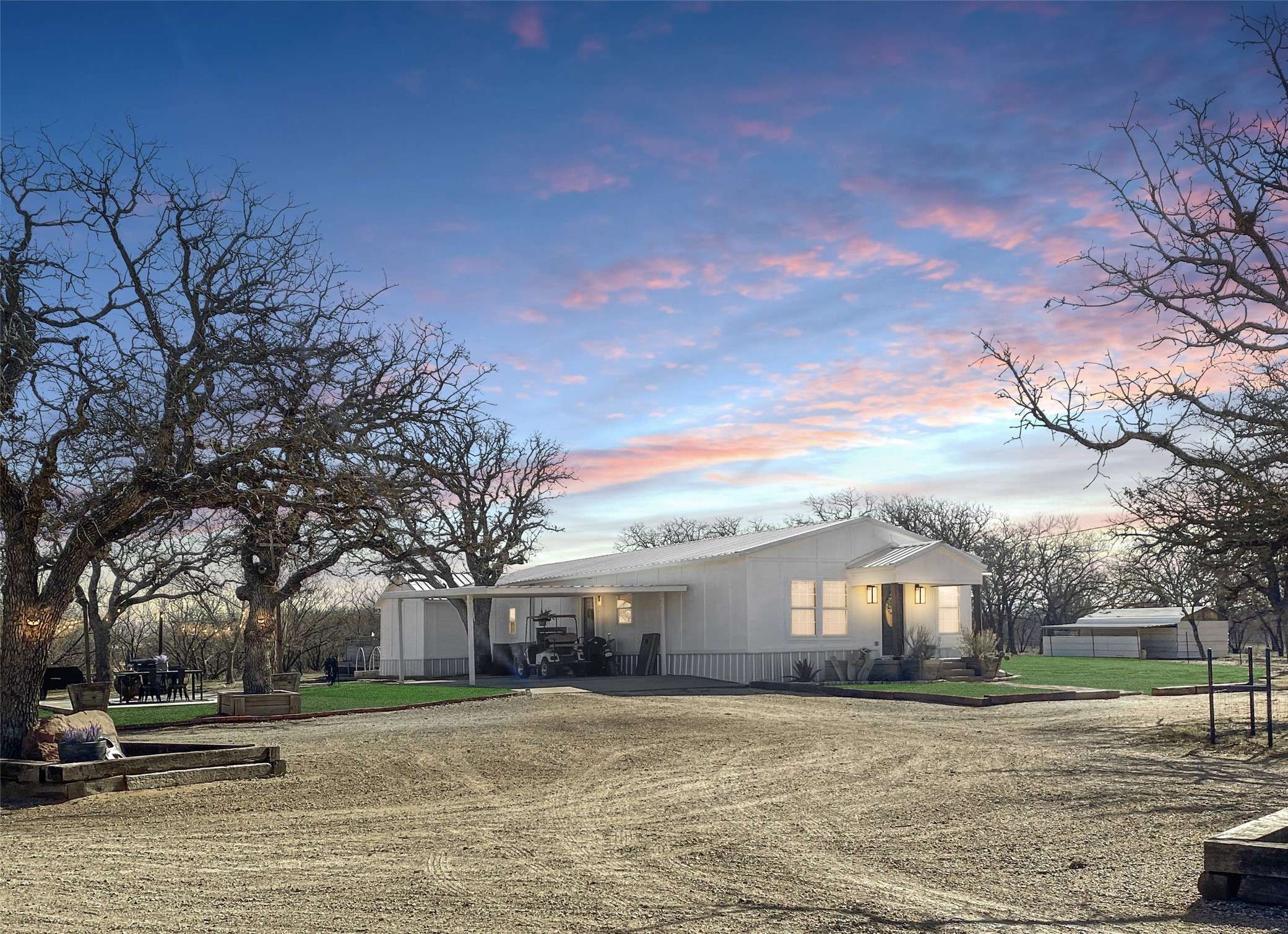 Cisco, TX 76437,1609 Beech ST
