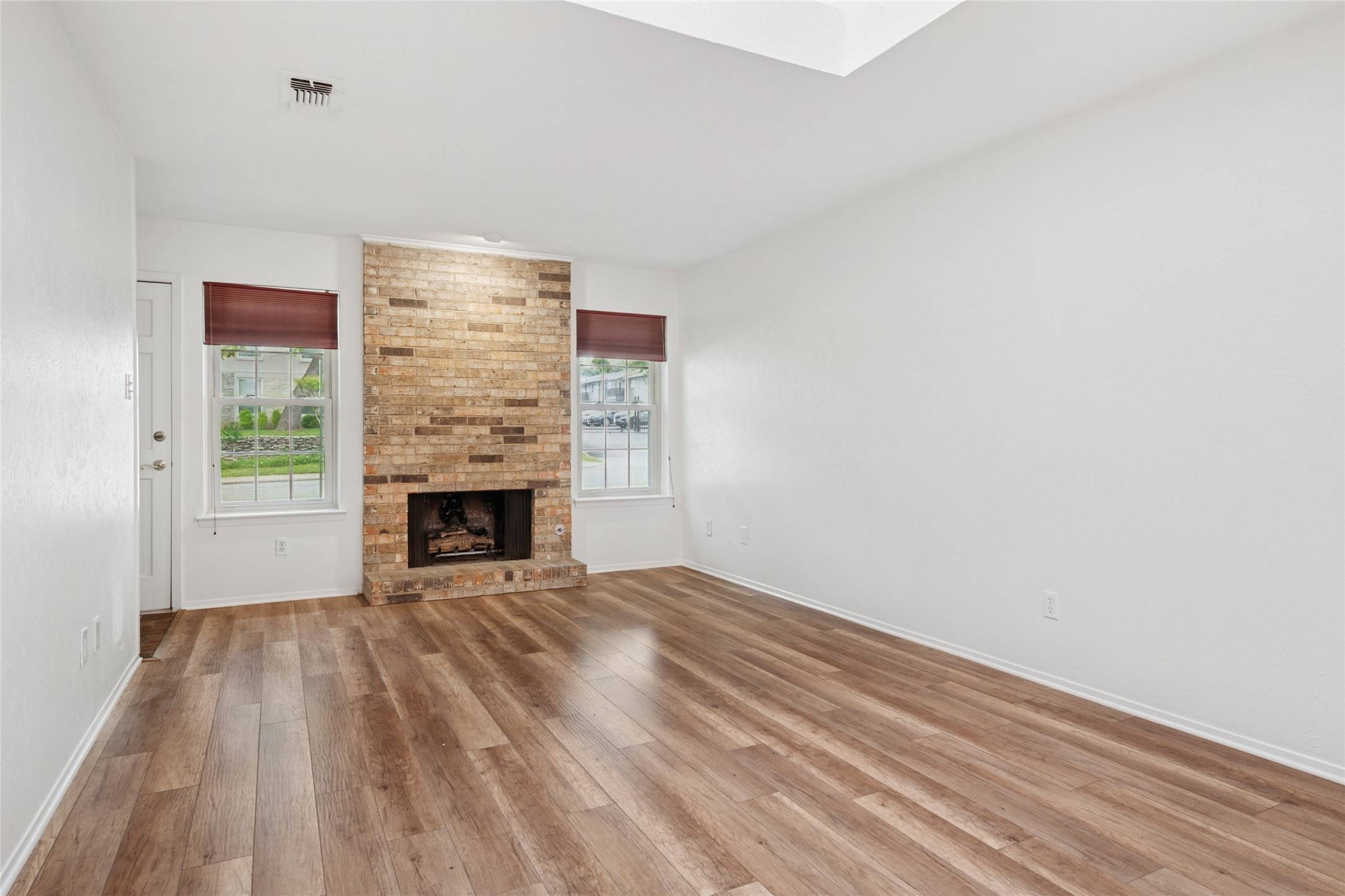 Dallas, TX 75230,10615 Stone Canyon RD #29