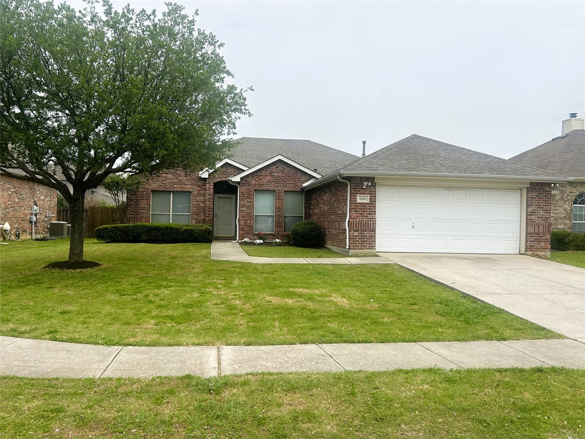 Corinth, TX 76208,4303 Grassy Glen DR