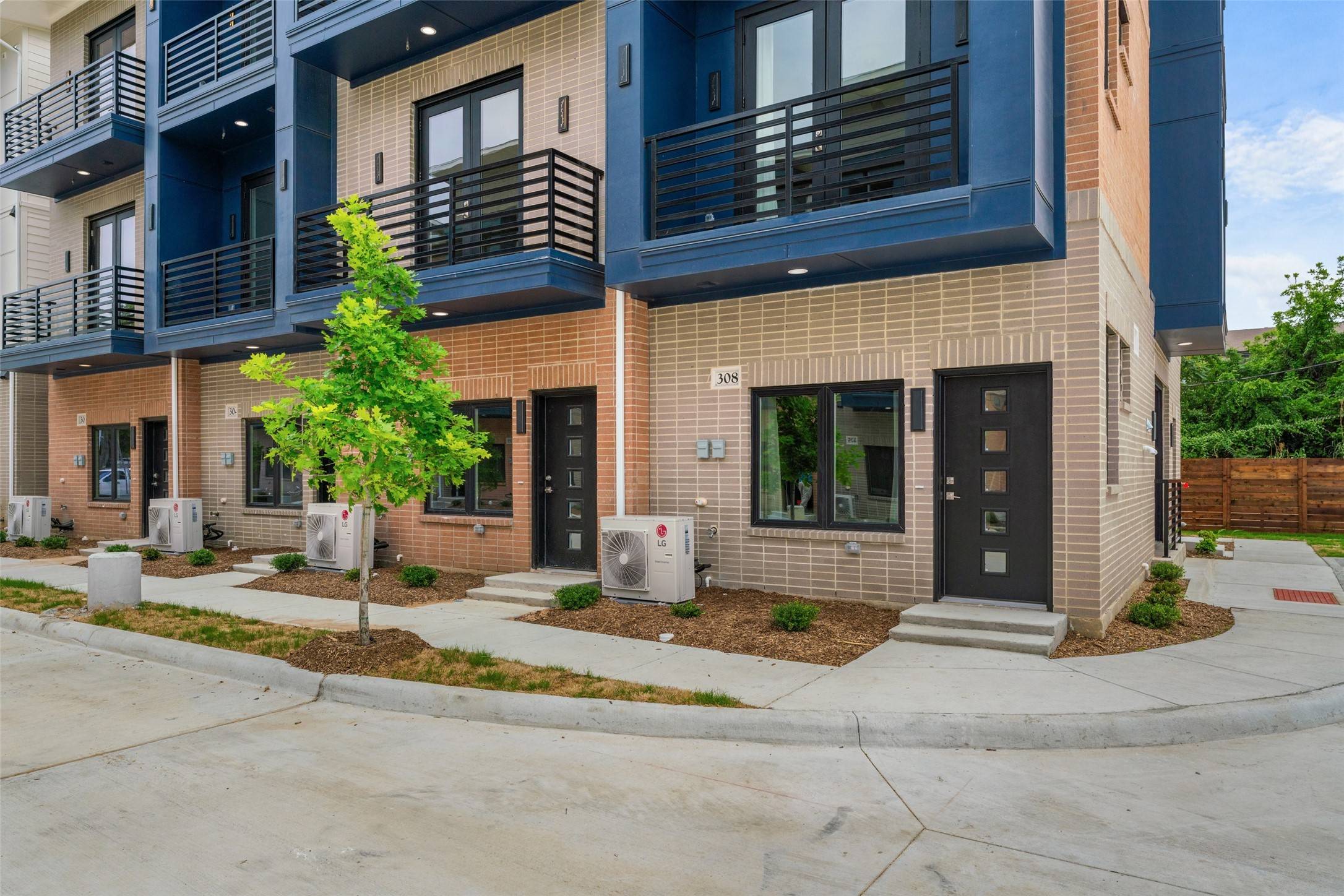 Fort Worth, TX 76114,119 Merritt #406