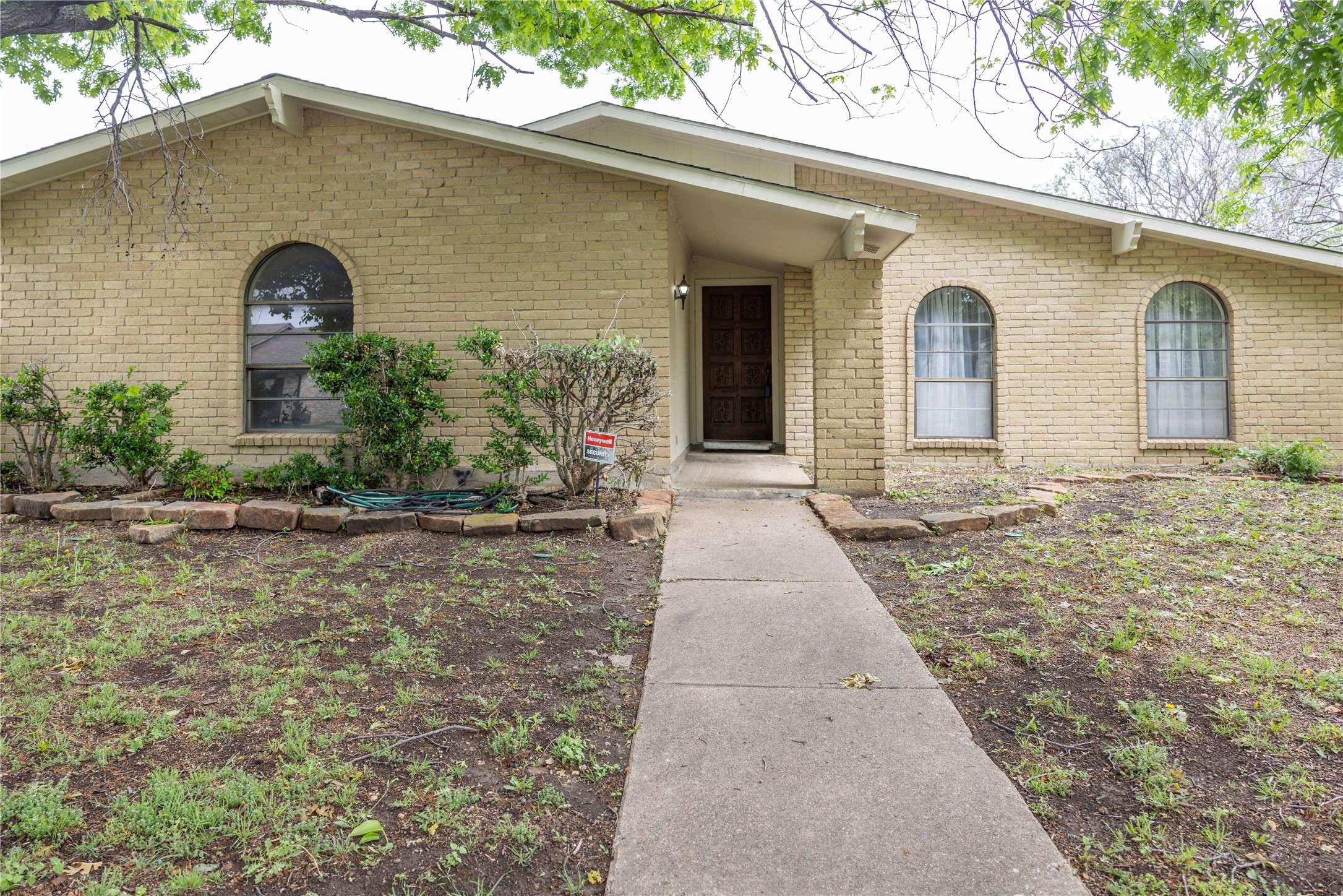 Dallas, TX 75243,10247 Green Ash RD