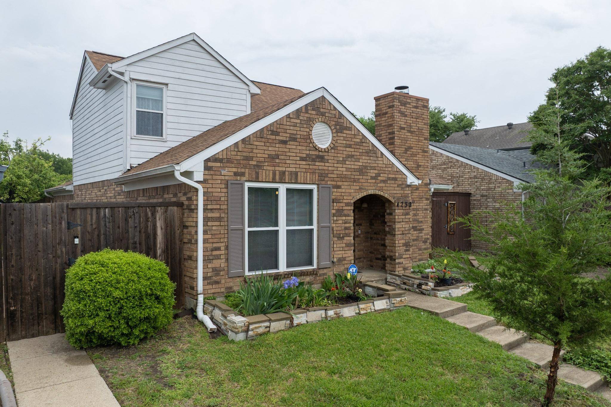Carrollton, TX 75010,4232 Phoenix DR