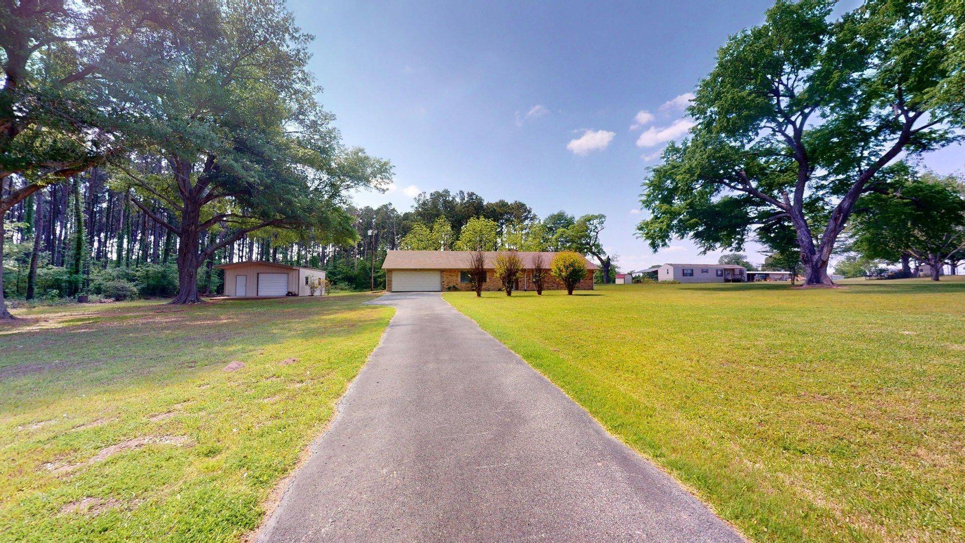 Larue, TX 75770,9216 FM 607