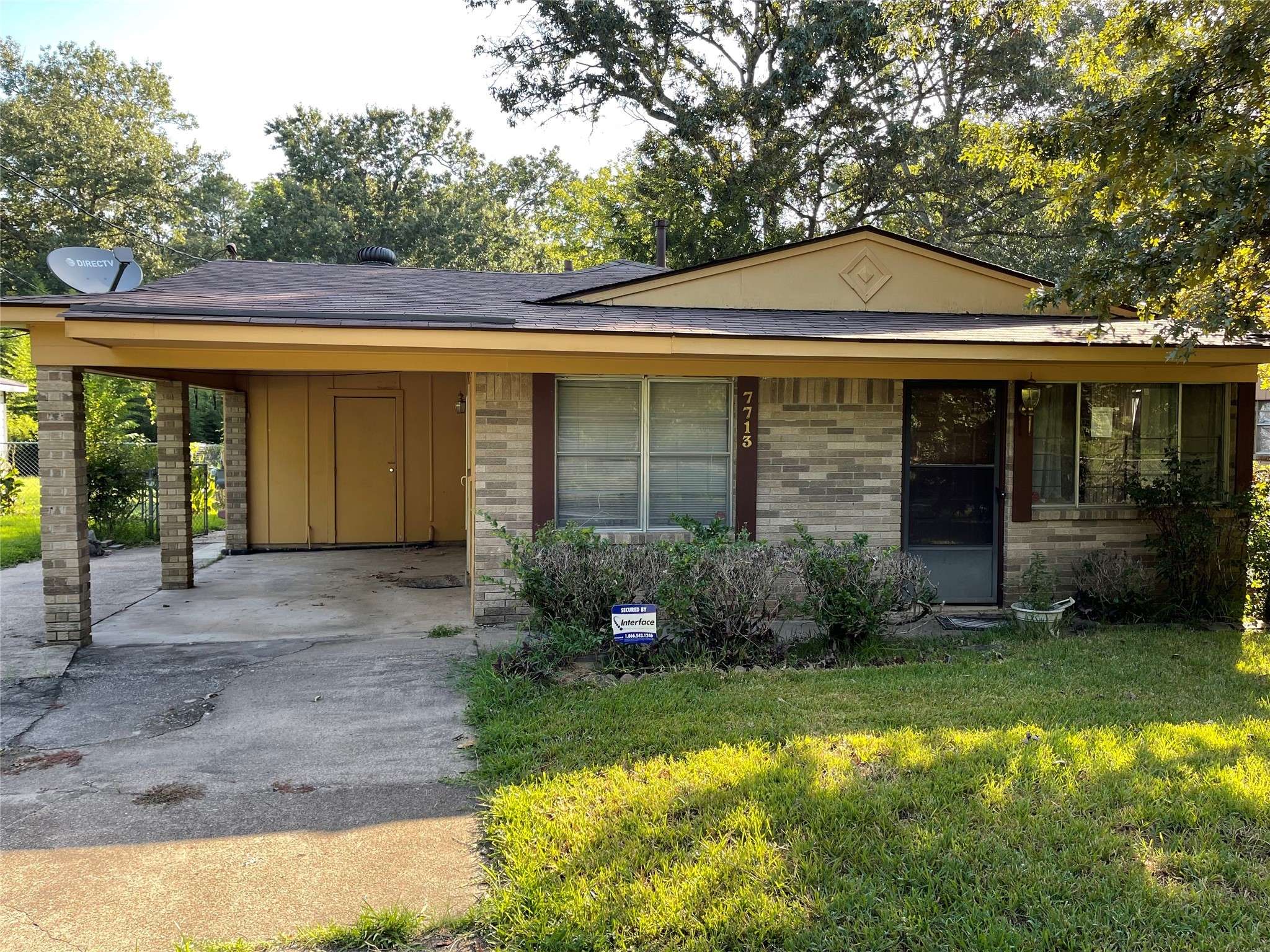 Shreveport, LA 71106,7713 Gideon ST