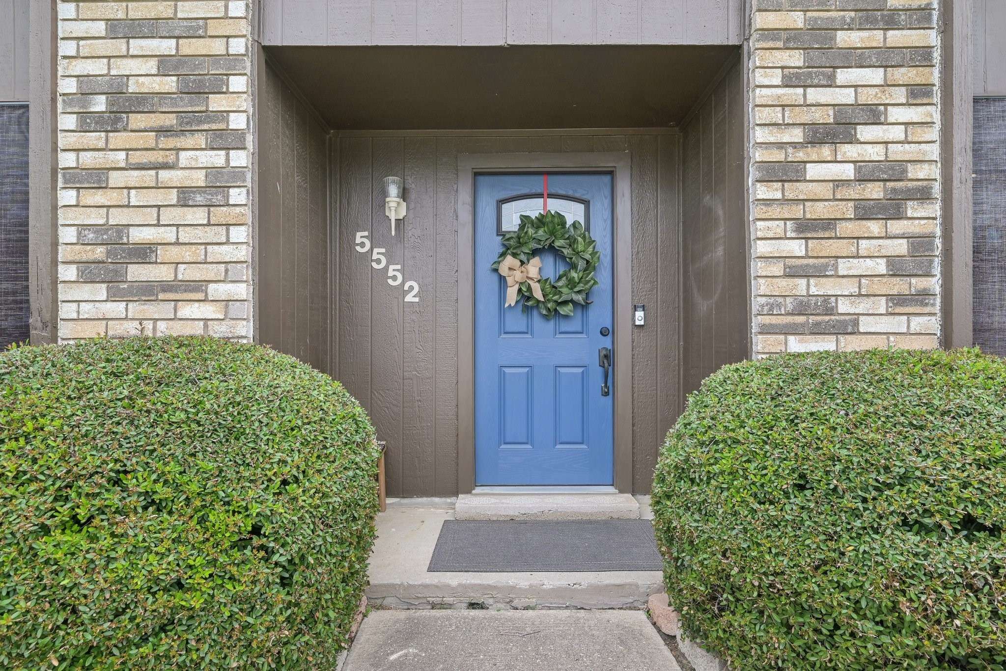 The Colony, TX 75056,5552 Squires DR