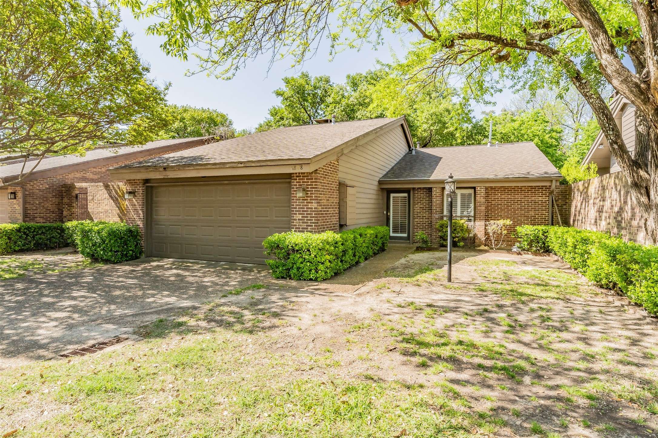Dallas, TX 75231,7808 High Oaks CIR