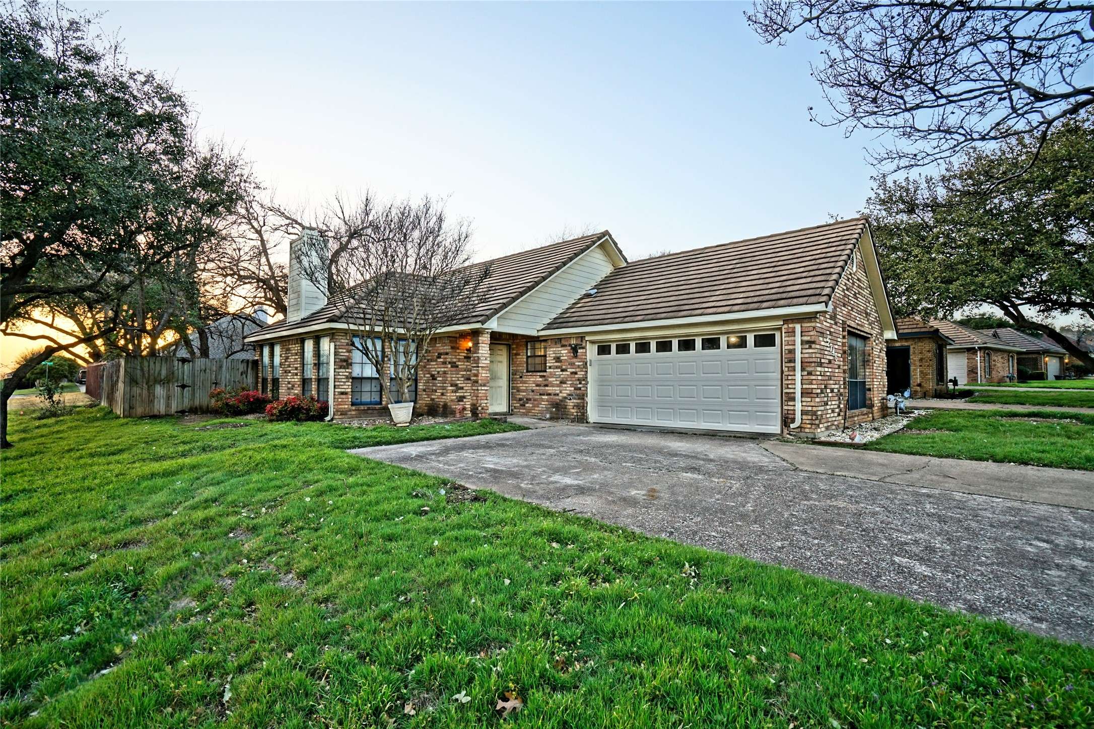 Carrollton, TX 75006,2746 Sedgeway LN