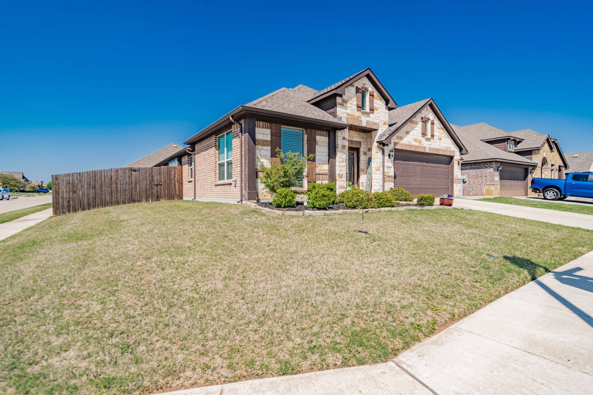 Lavon, TX 75166,565 Willow LN