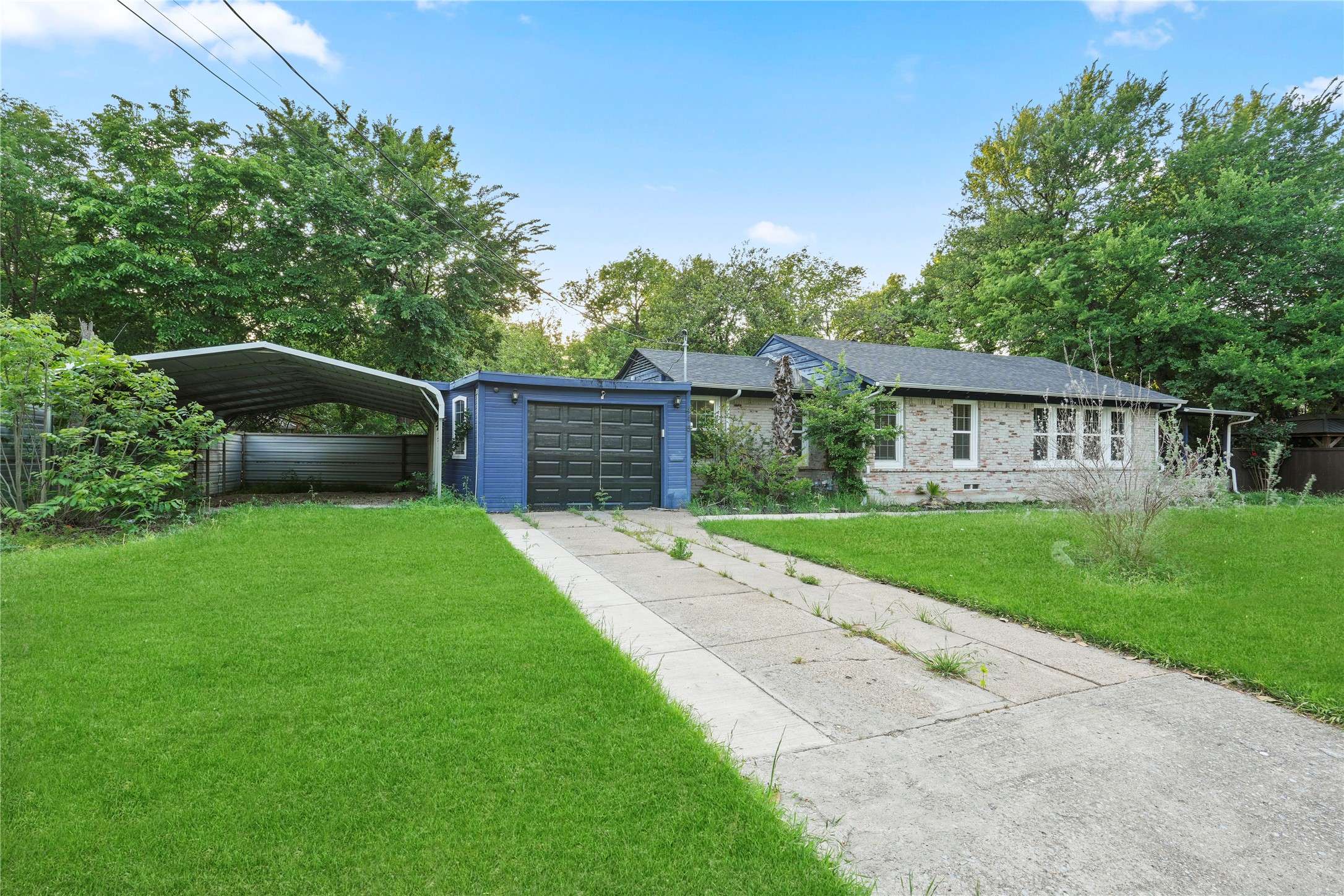 Dallas, TX 75211,445 N Cavender ST