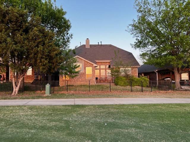 Corinth, TX 76210,2107 Clubside DR