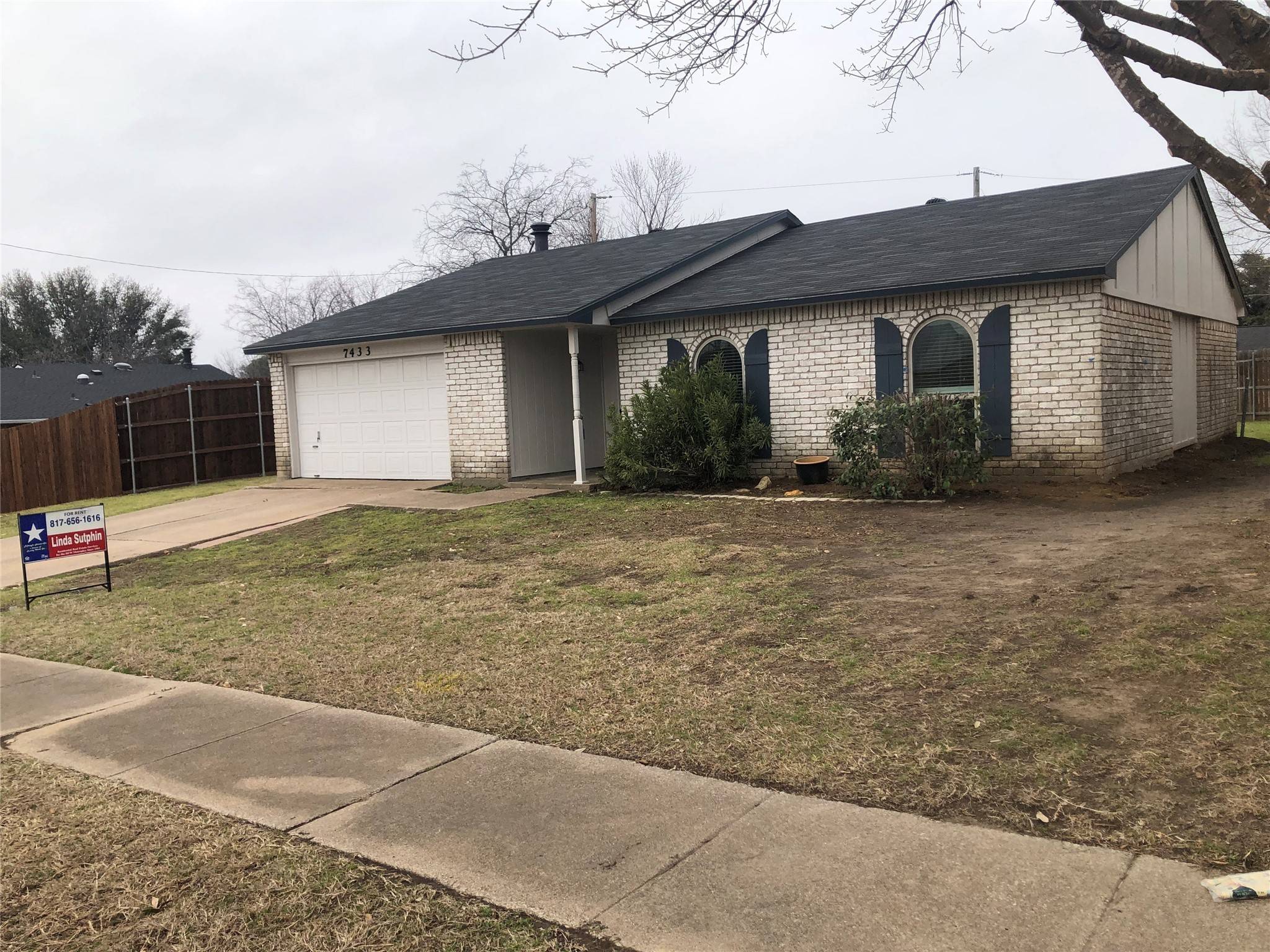 North Richland Hills, TX 76182,7433 Sandhurst LN S