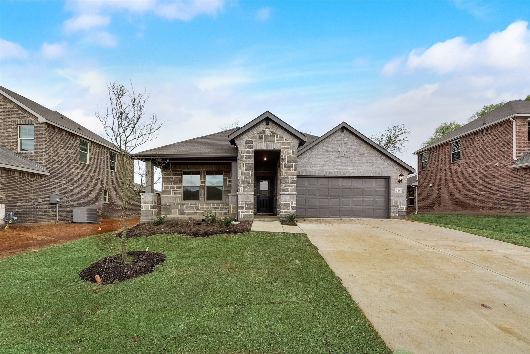 Lake Dallas, TX 75065,208 Briarwood LN