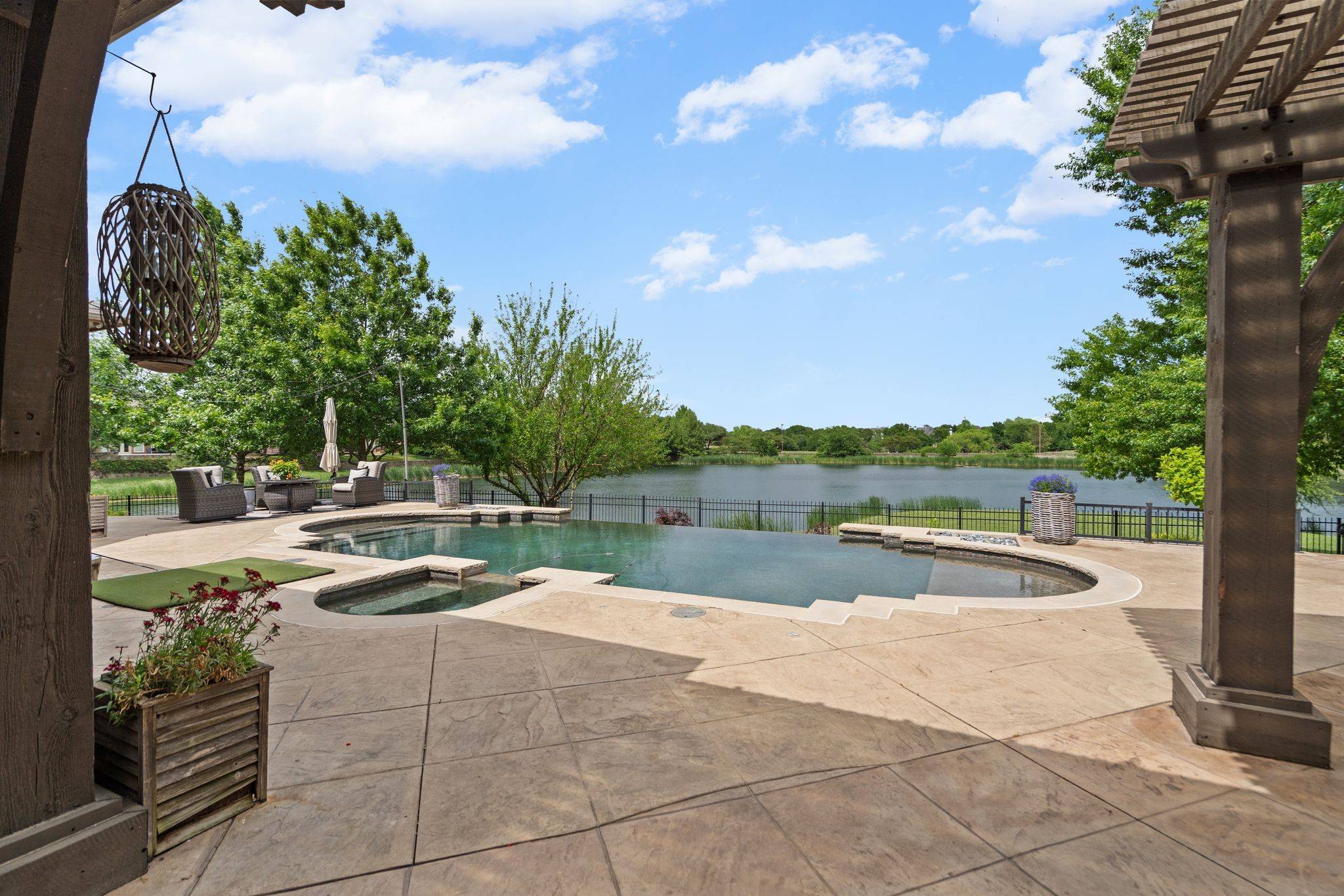Mckinney, TX 75072,1005 Forest Lake CIR
