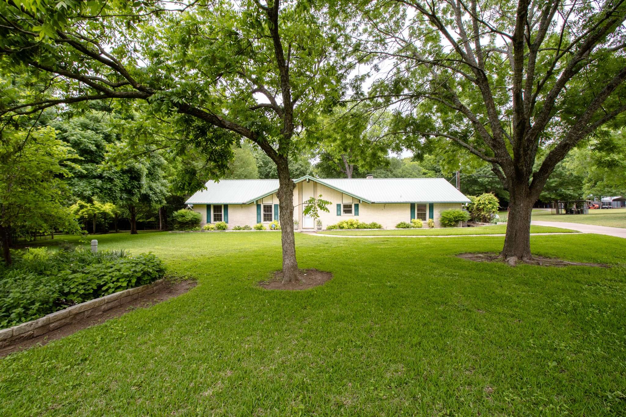 Waxahachie, TX 75165,1134 Lakefront DR