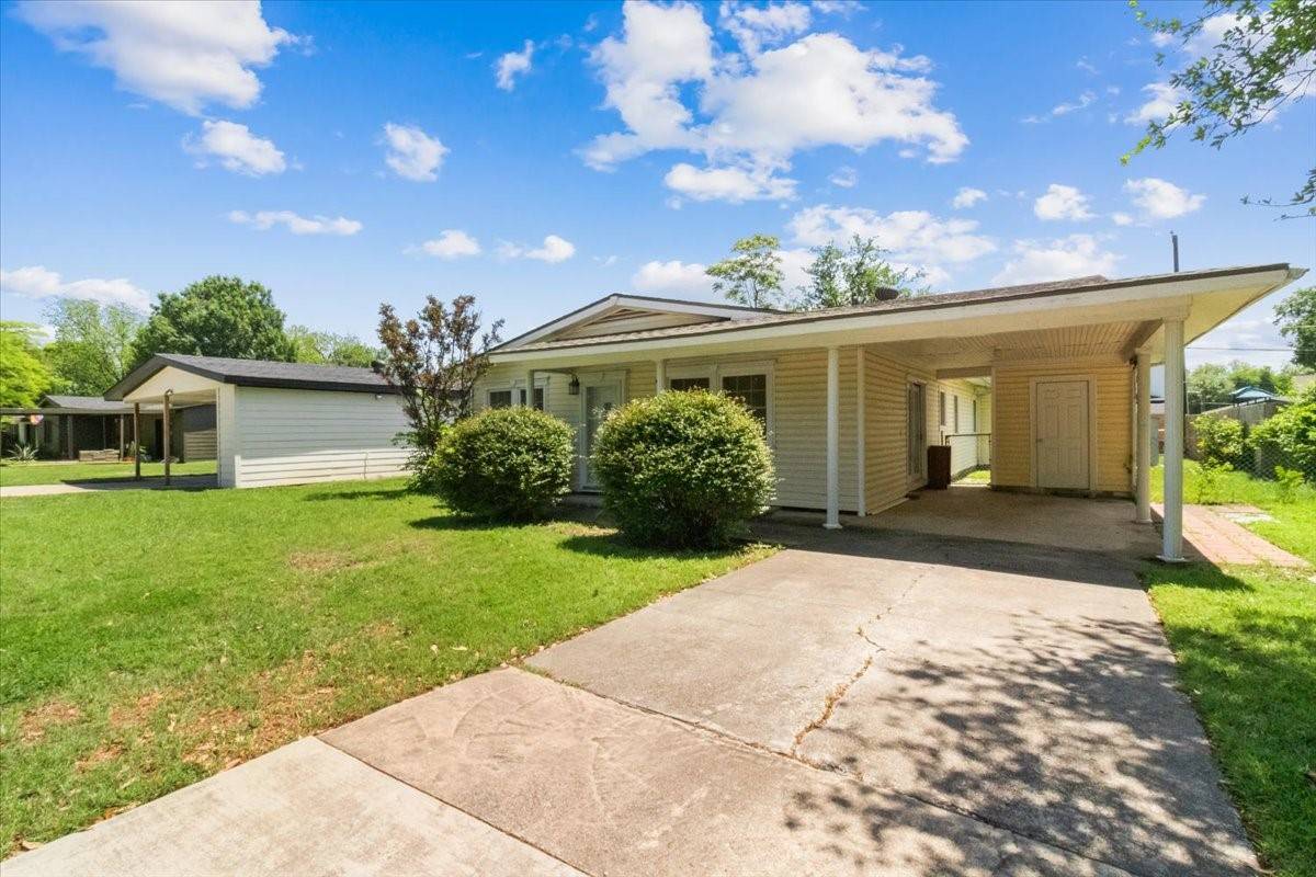 Westworth Village, TX 76114,5841 Tracyne DR