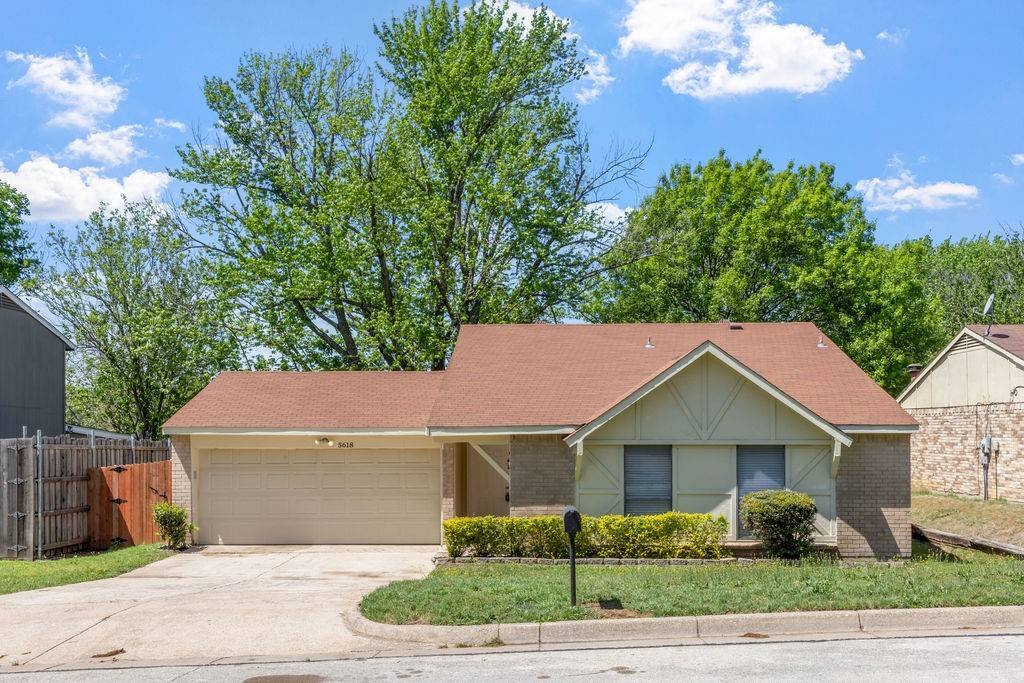 Arlington, TX 76017,Address not disclosed