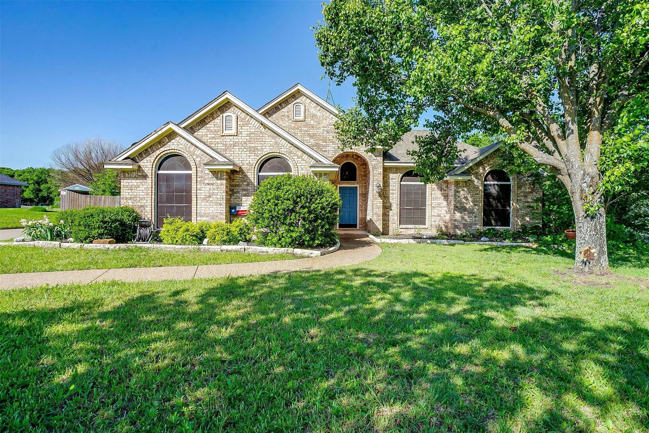 Waxahachie, TX 75165,113 Meadow Glen DR