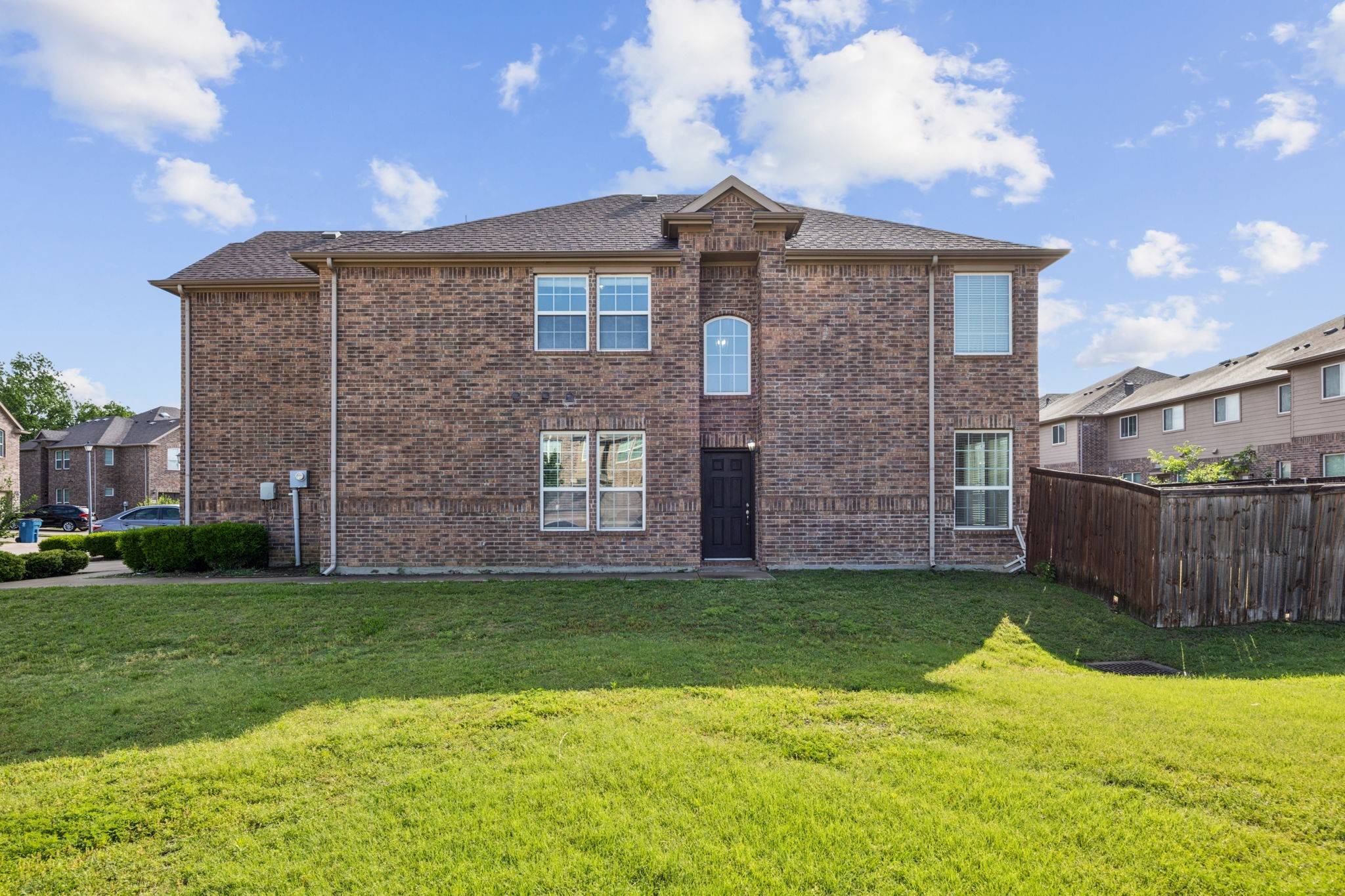 Lewisville, TX 75067,262 Barrington LN