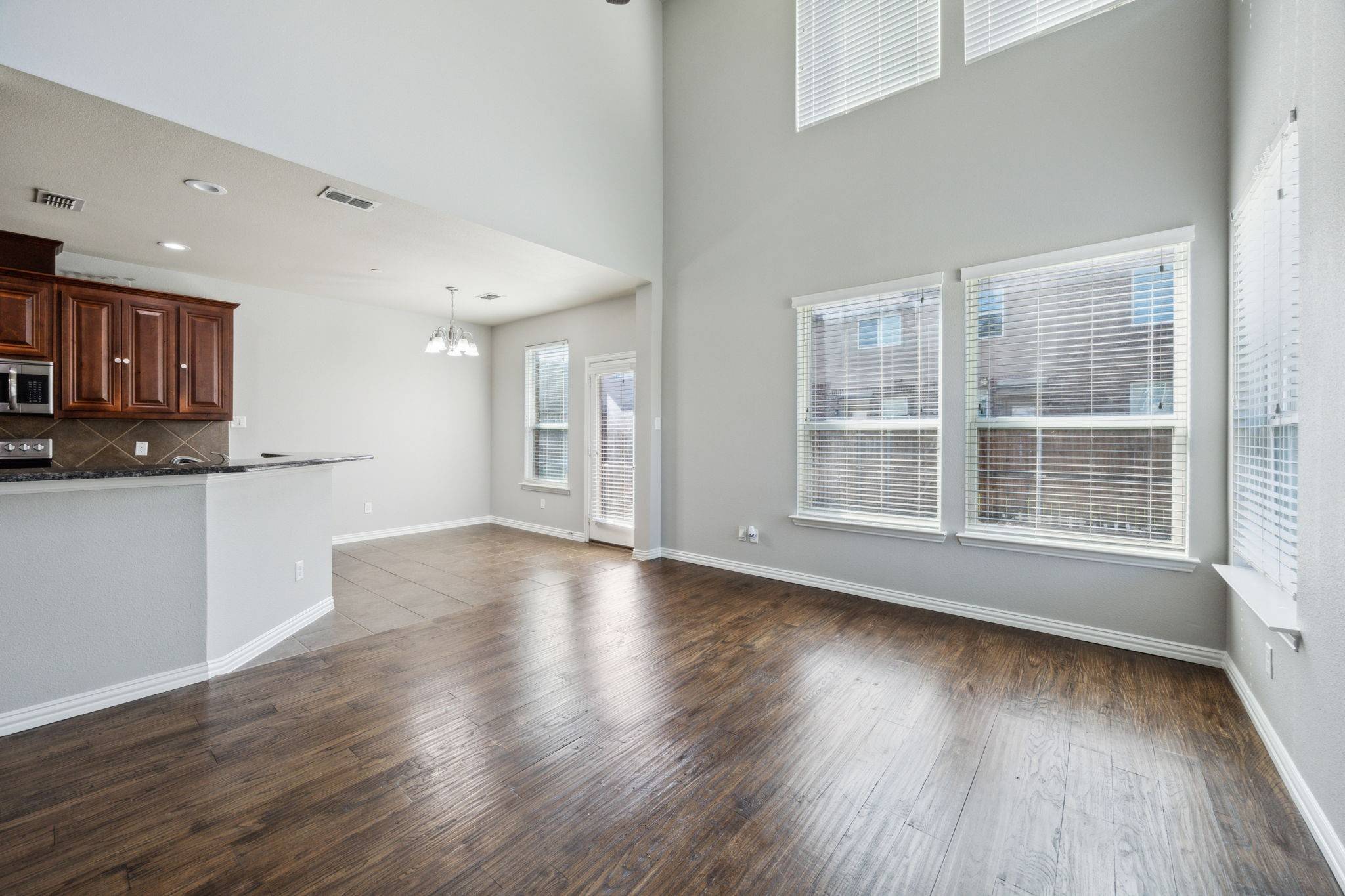 Lewisville, TX 75067,262 Barrington LN