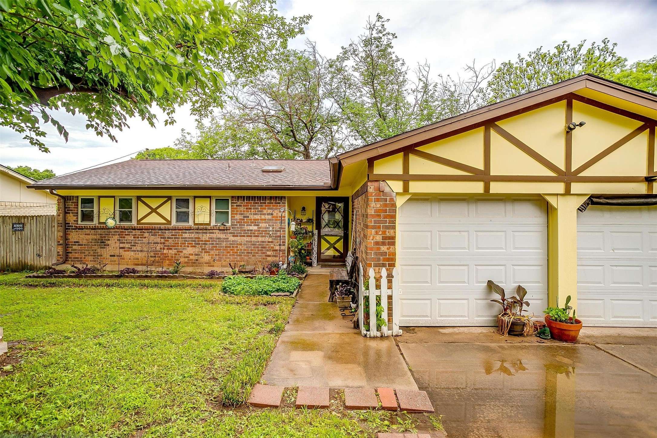 Watauga, TX 76148,6437 Moonglow LN