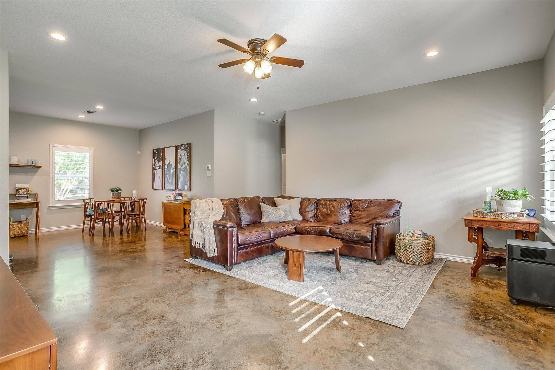 Burleson, TX 76028,464 Wildwood LN