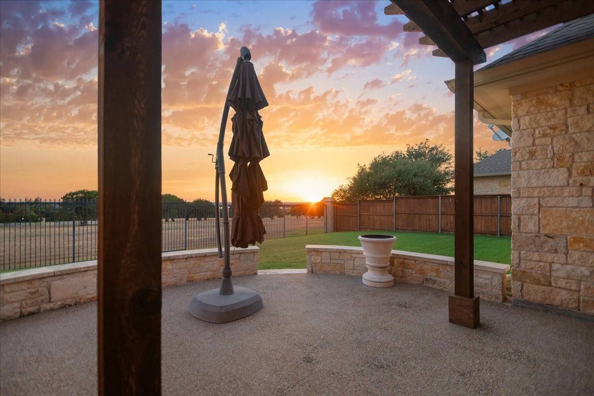 Waco, TX 76710,1608 Ridgewood DR