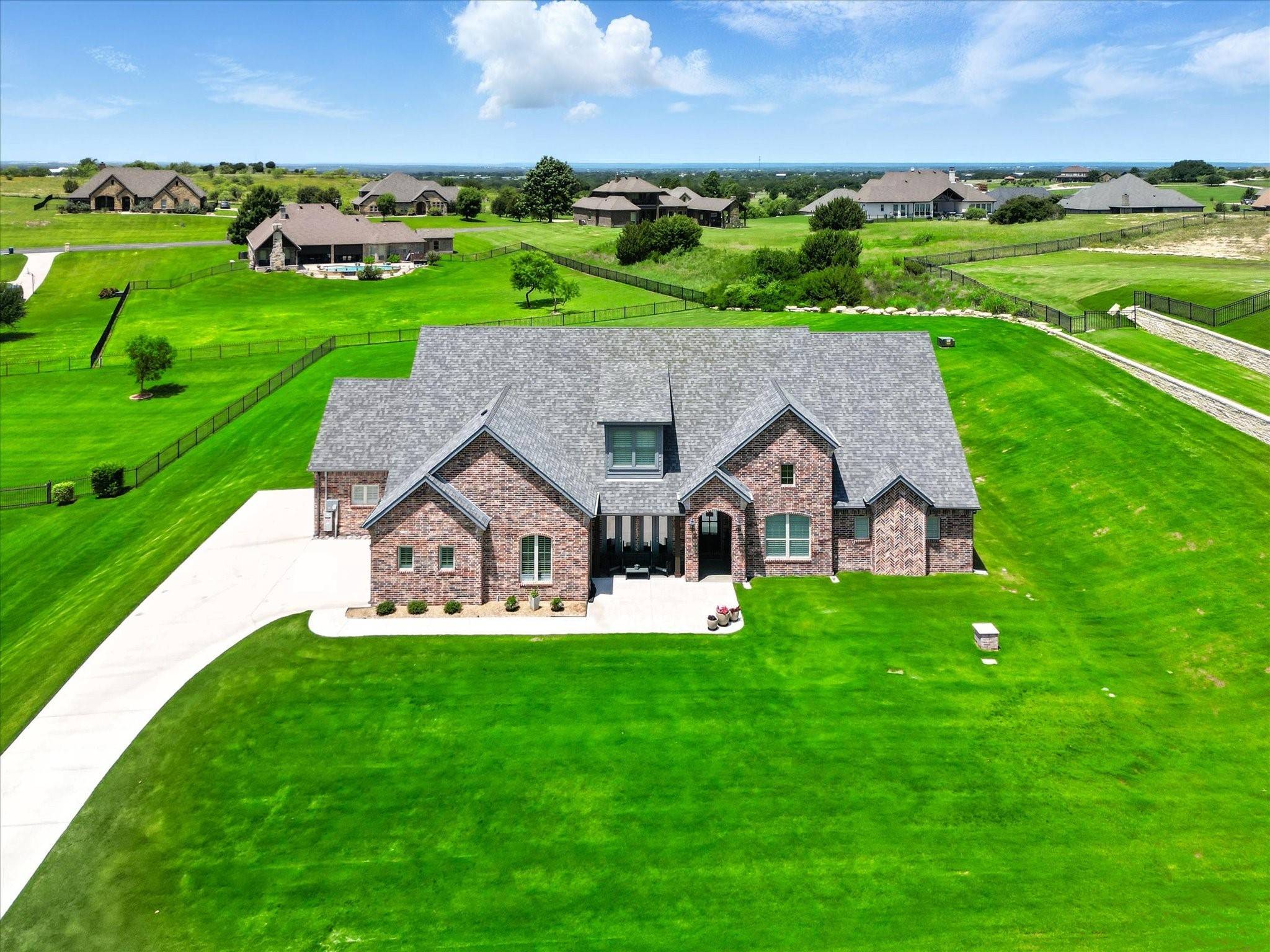 Weatherford, TX 76087,166 Pinnacle Peak LN