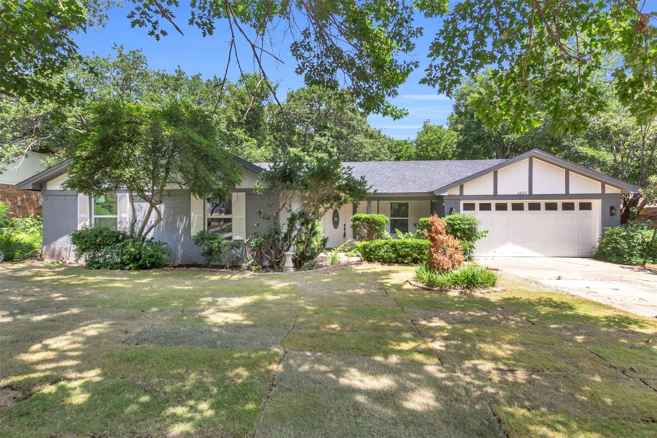North Richland Hills, TX 76182,6829 Shadydale DR