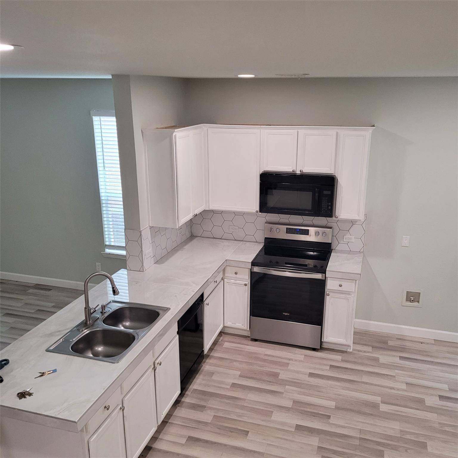 Grand Prairie, TX 75052,1019 Jamie DR
