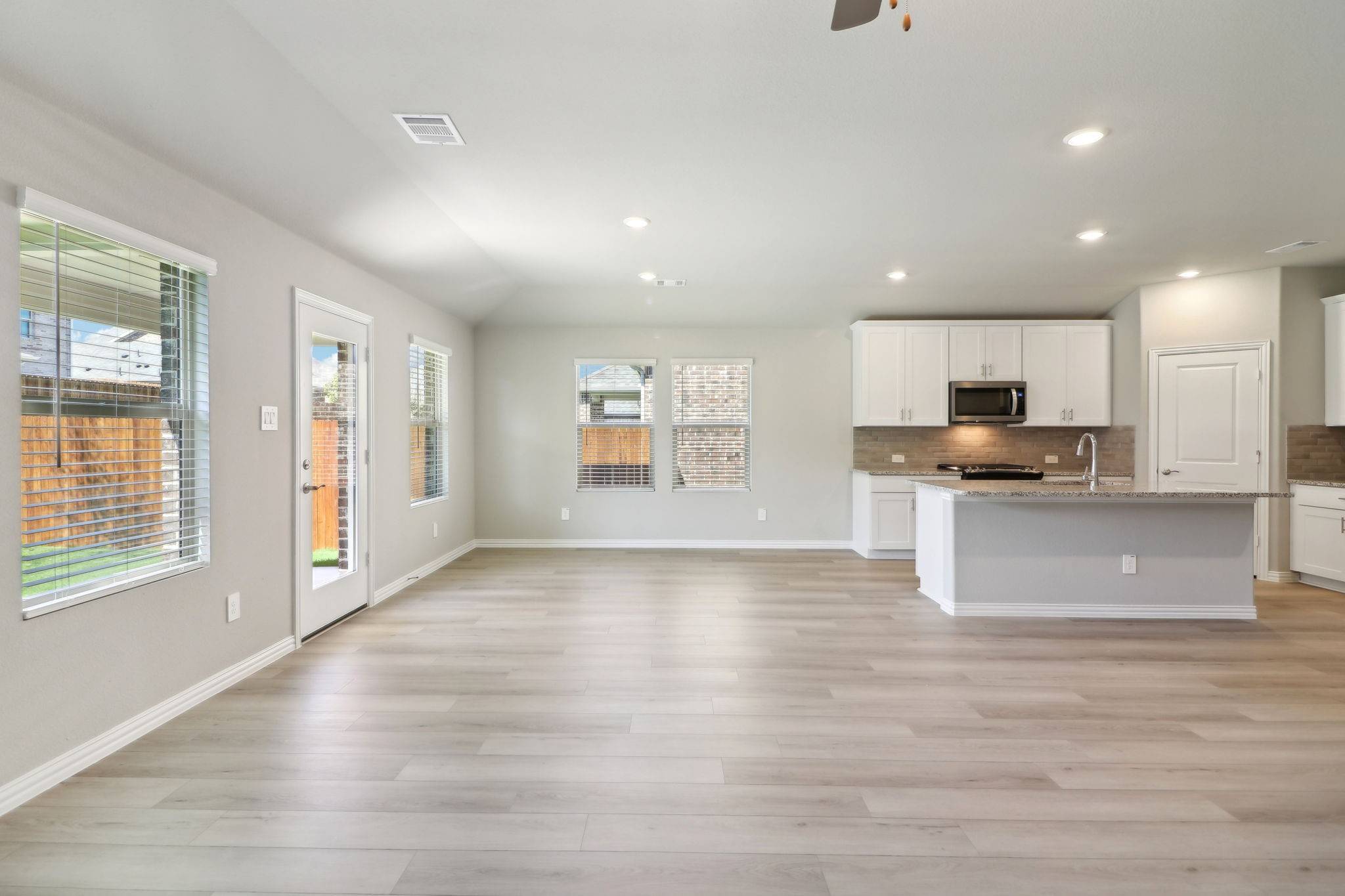 Fort Worth, TX 76179,2516 Peoria DR
