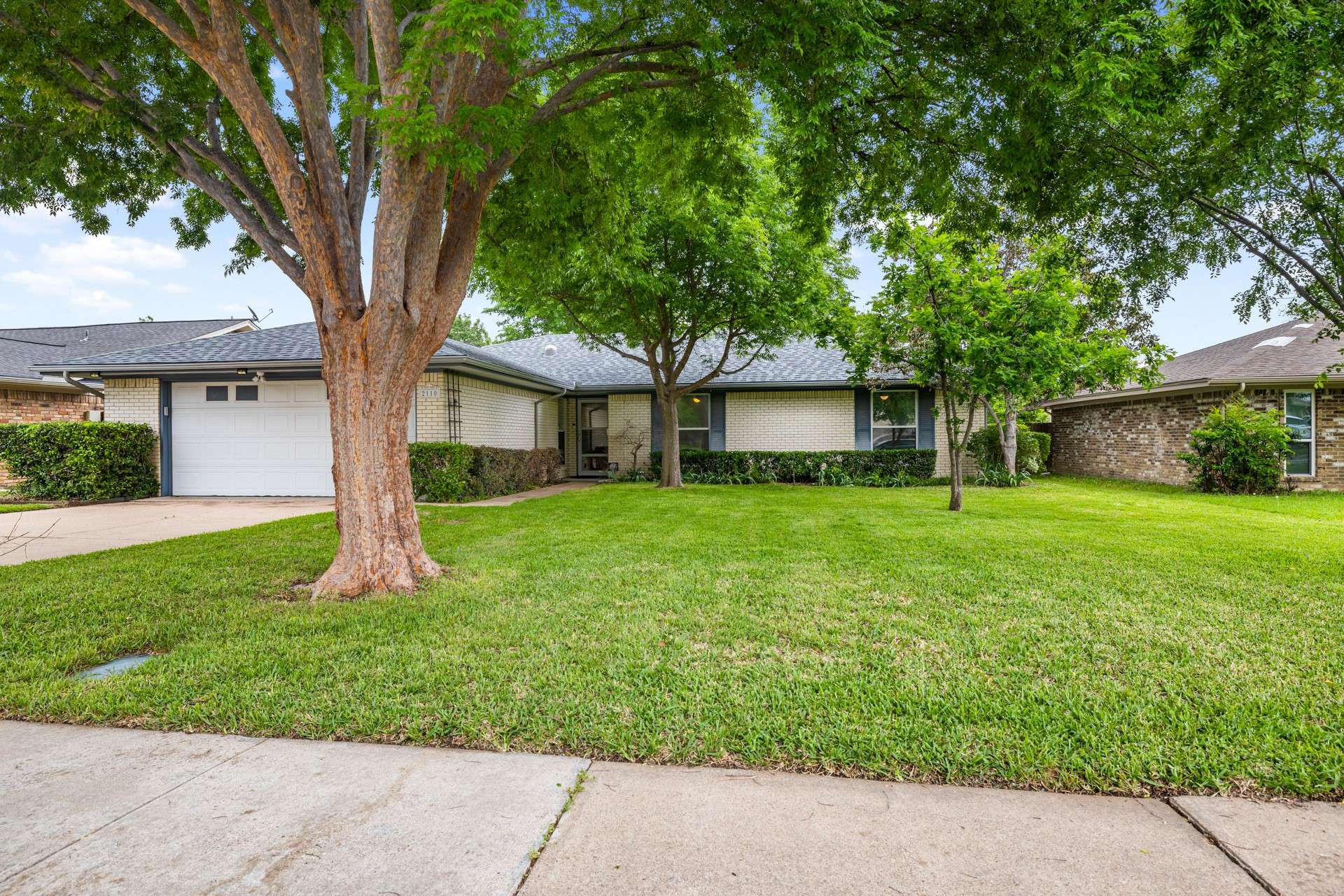 Carrollton, TX 75006,2110 Brentwood LN