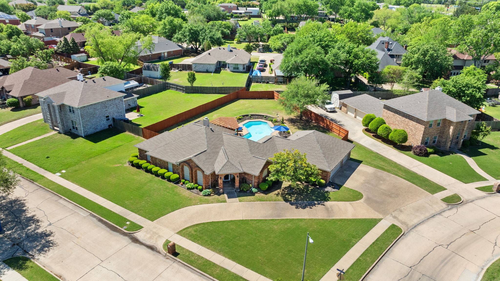 Wylie, TX 75098,404 Foxwood LN