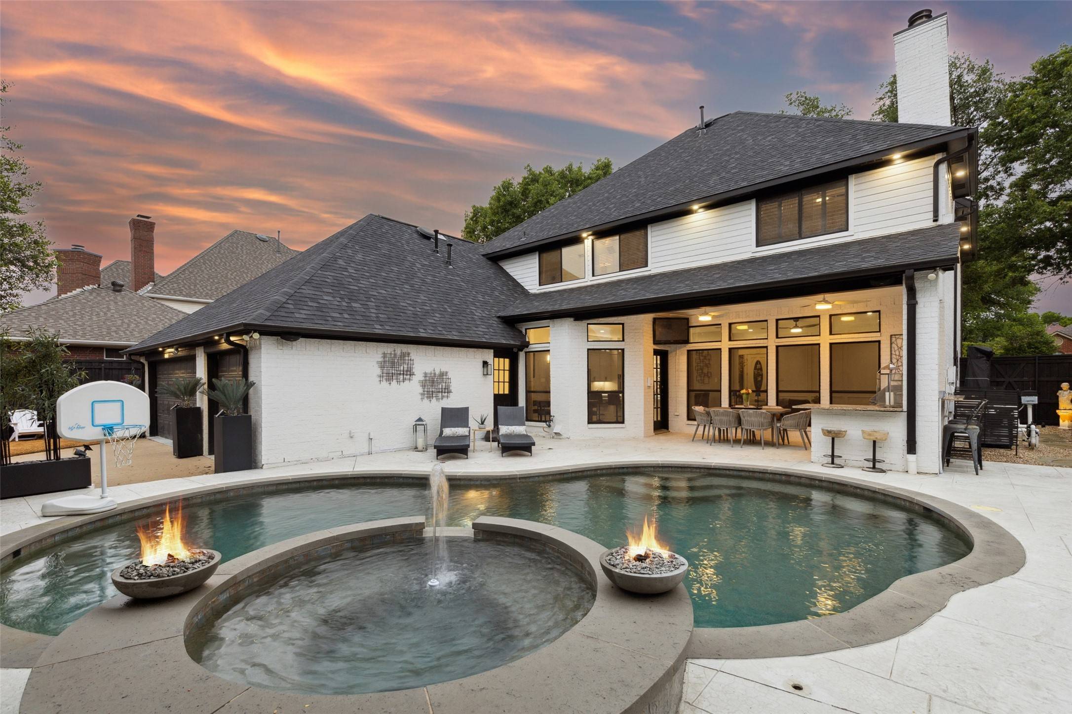 Plano, TX 75024,4600 Old Pond DR