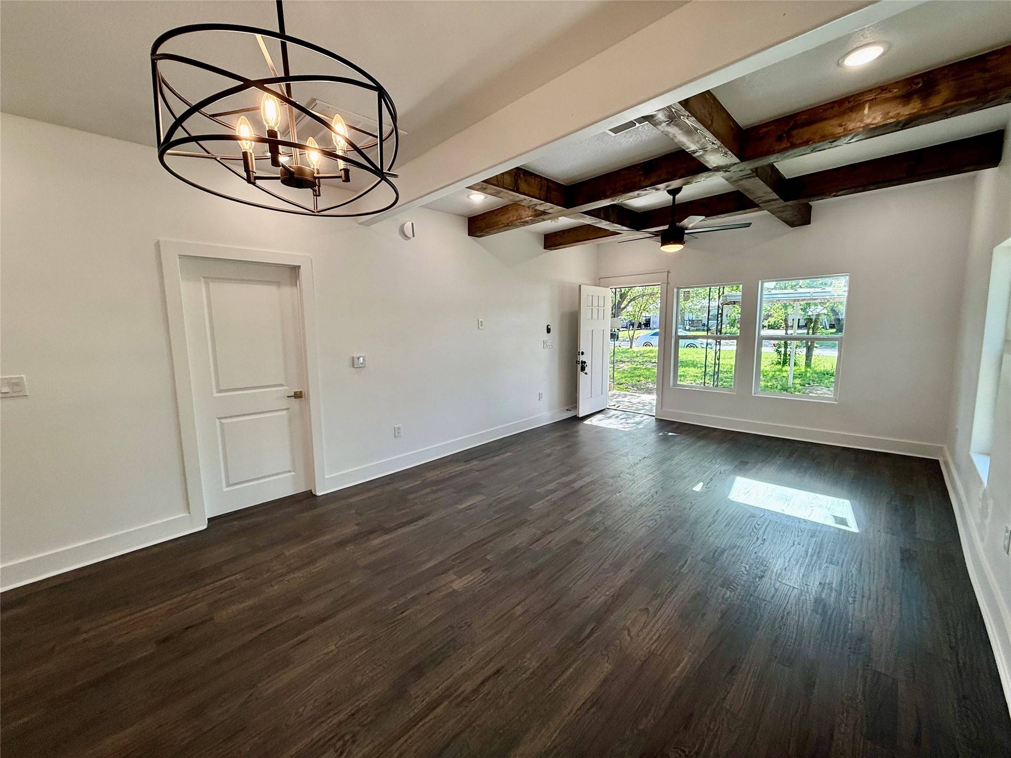 Graham, TX 76450,825 Texas ST
