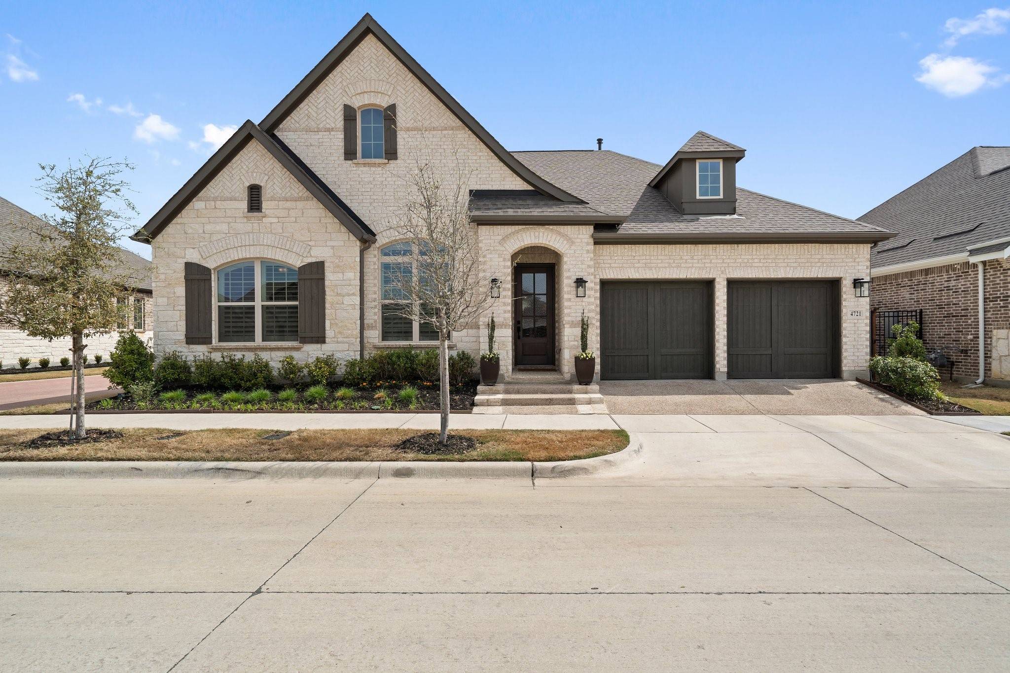 Arlington, TX 76005,4721 Kings Garden Pkwy