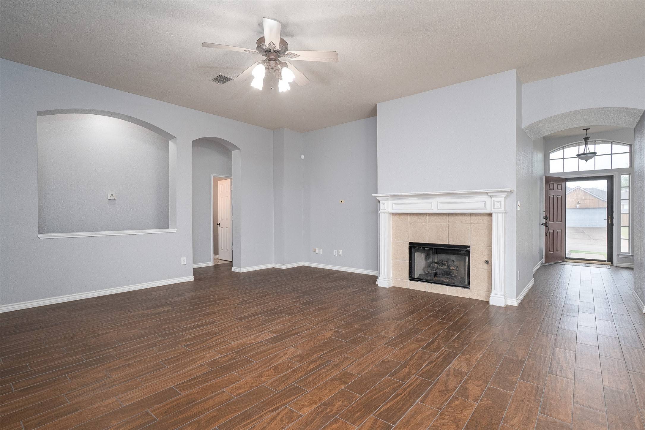 Mansfield, TX 76063,9 Chatham CT