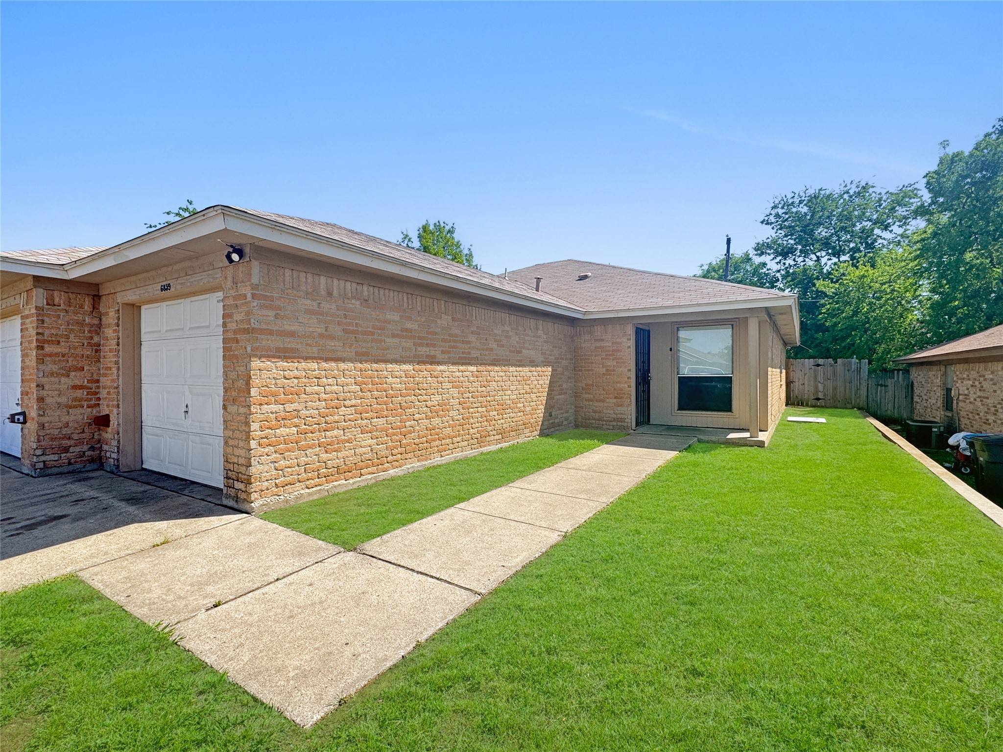 Fort Worth, TX 76133,6857 S Creek DR