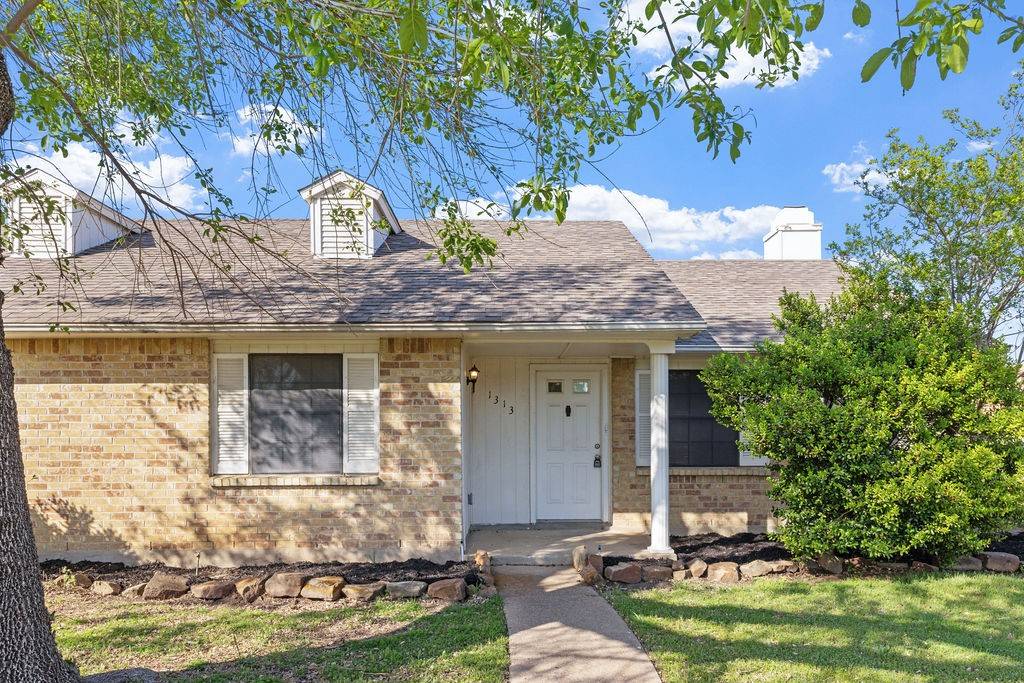 Plano, TX 75025,1313 Finley DR