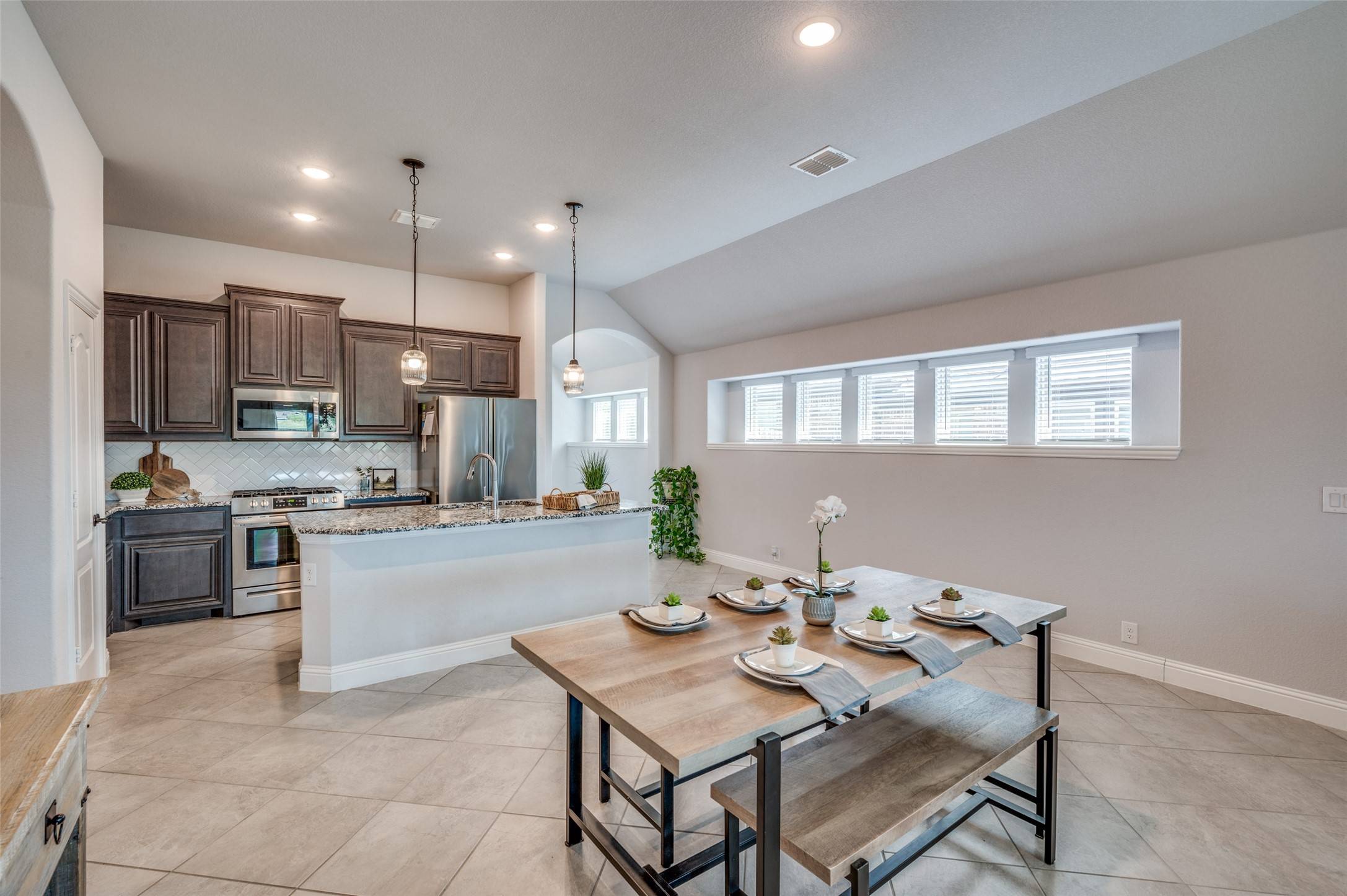 Denton, TX 76226,8700 White Rock LN