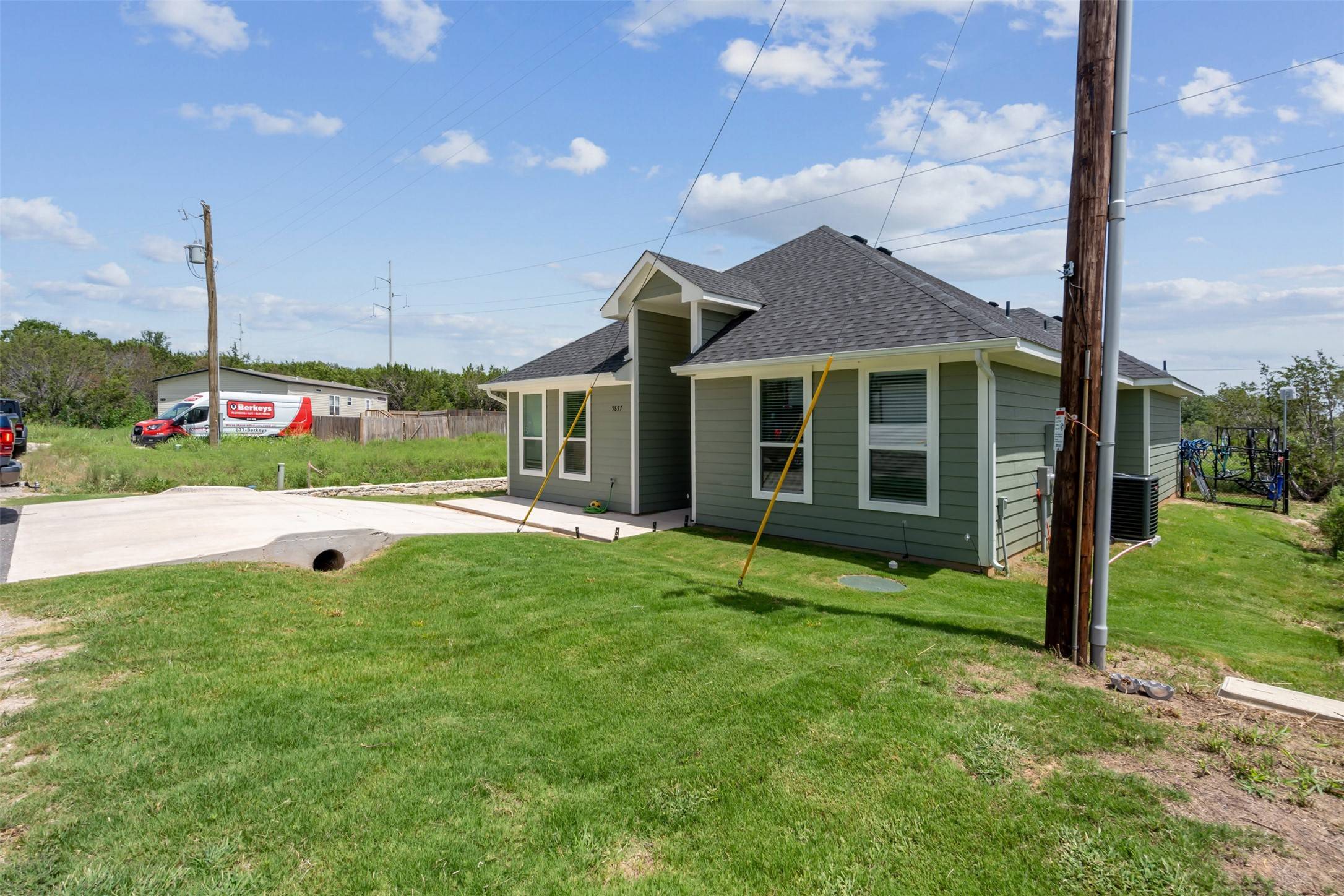 Granbury, TX 76048,5857 Black Pine CIR