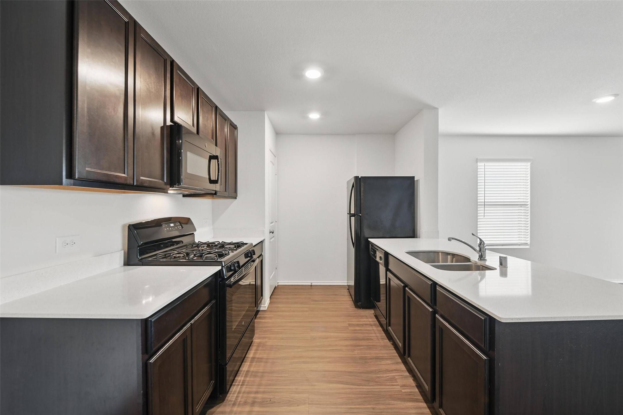 Fort Worth, TX 76052,329 Blue Crow LN