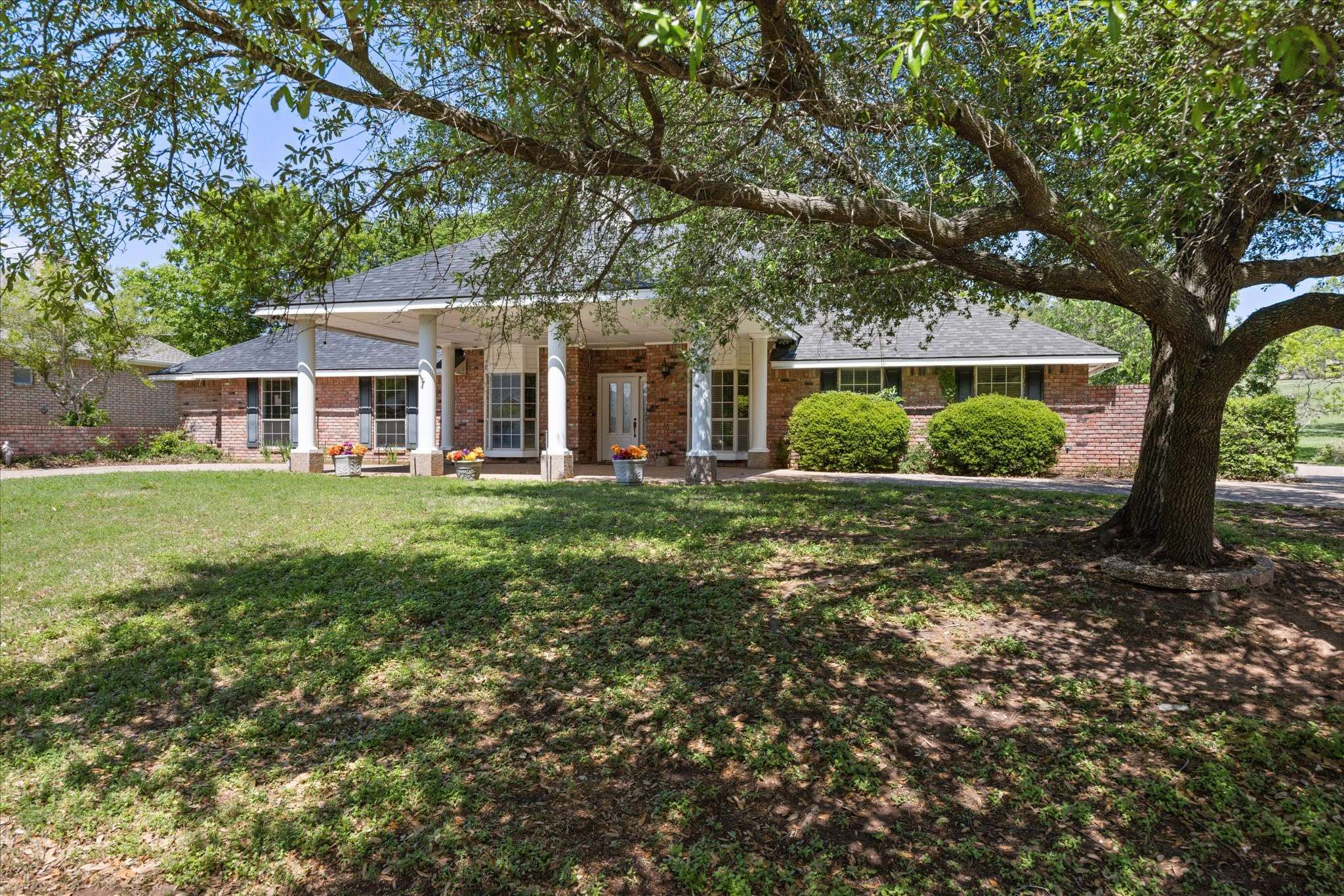 Granbury, TX 76049,6414 Buena Vista DR