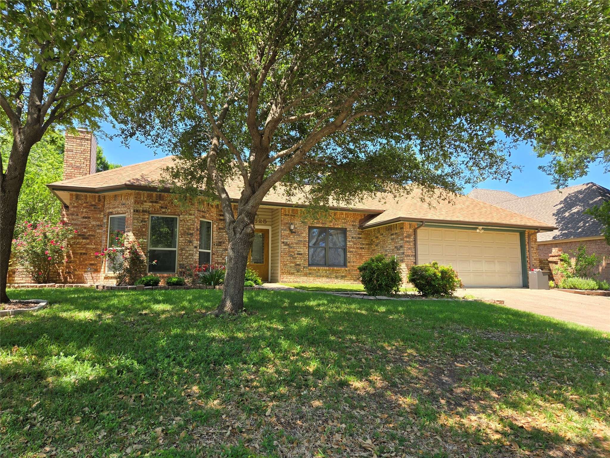 North Richland Hills, TX 76180,5625 Guadalajara DR