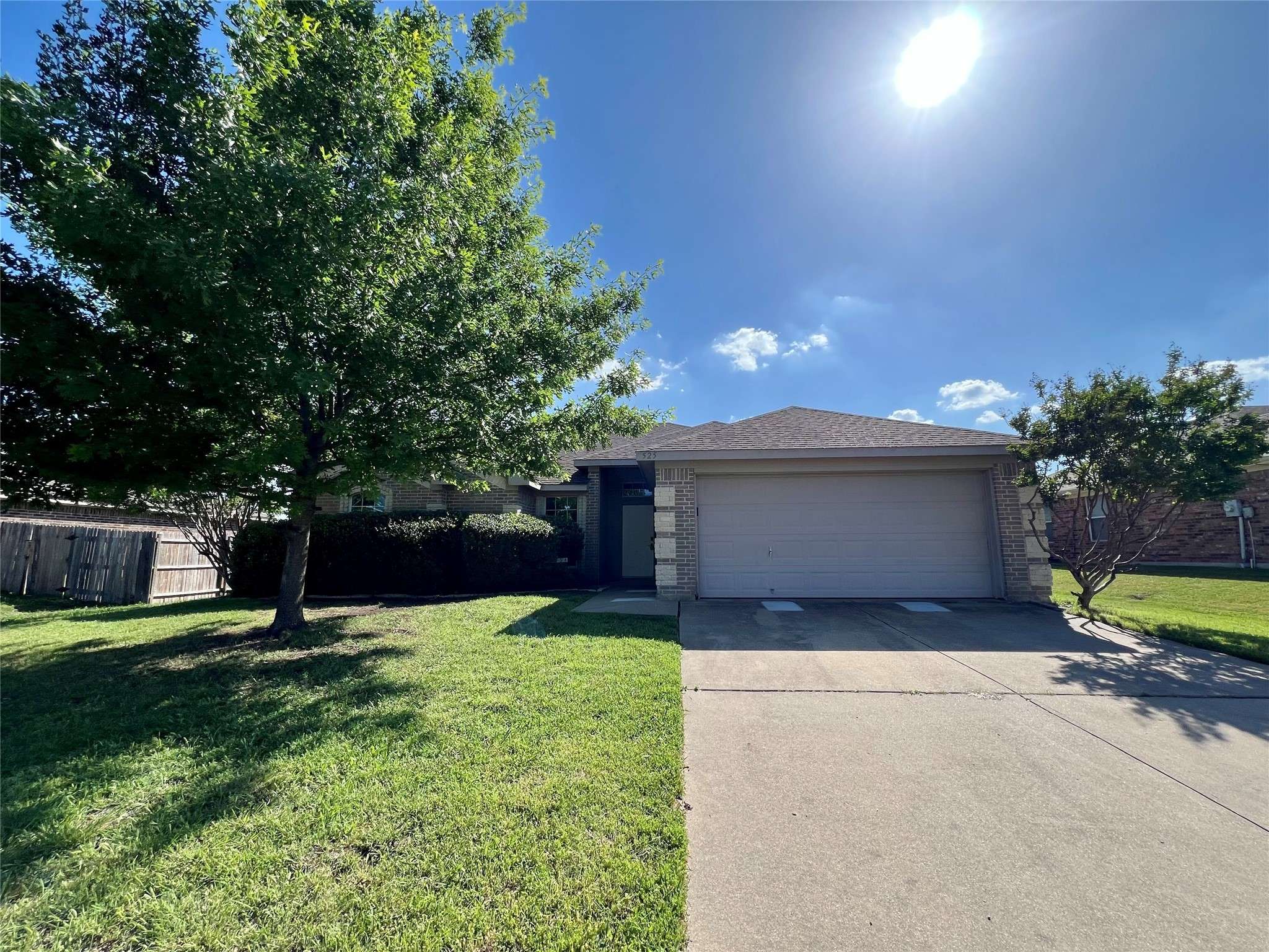 Burleson, TX 76028,525 Reagan LN