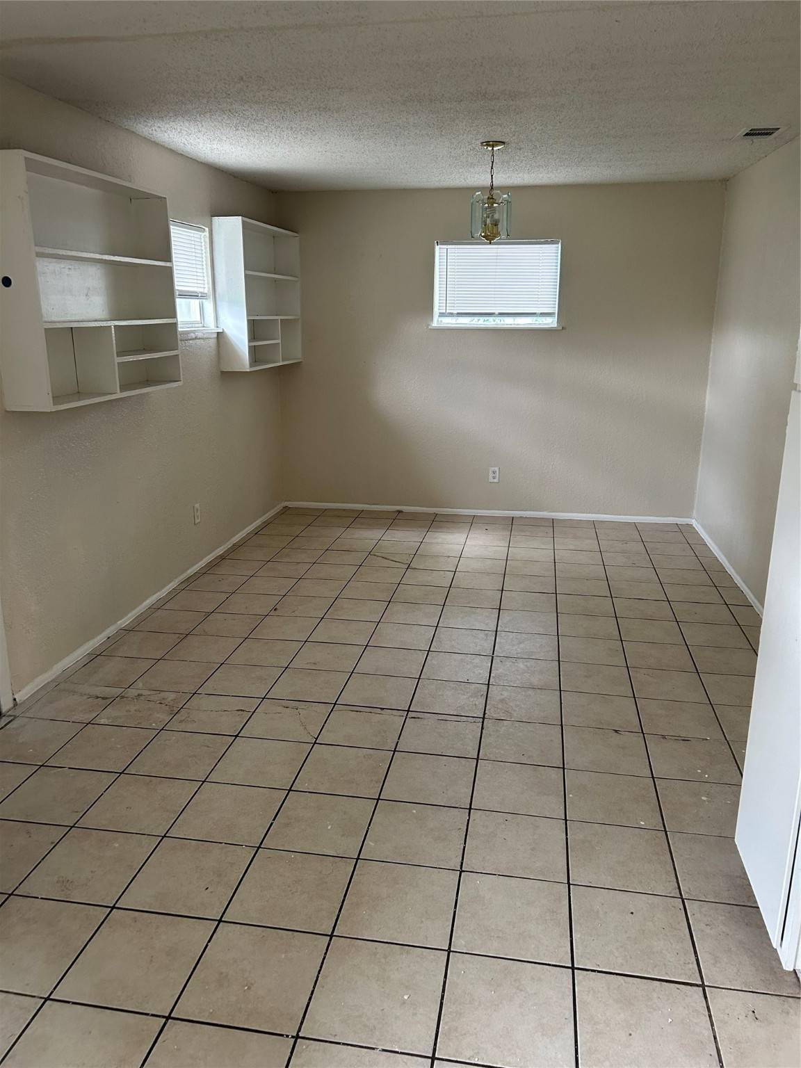 Dallas, TX 75243,8346 Campanella DR