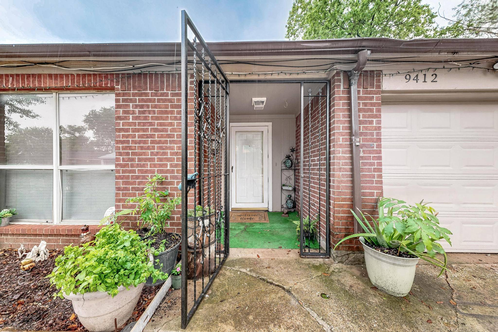 Dallas, TX 75227,9412 Jill LN #9412