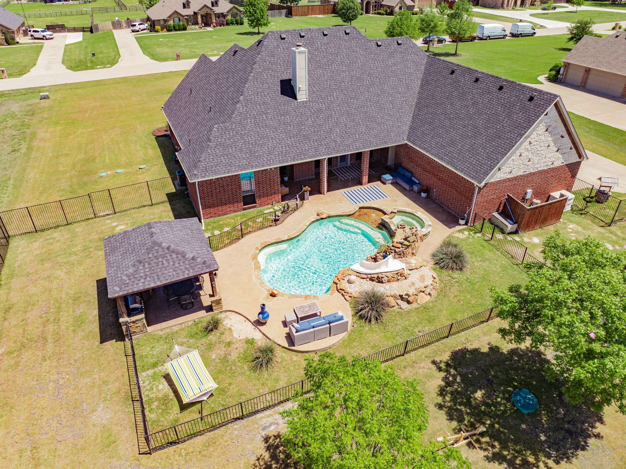 Talty, TX 75126,12176 Livingston WAY
