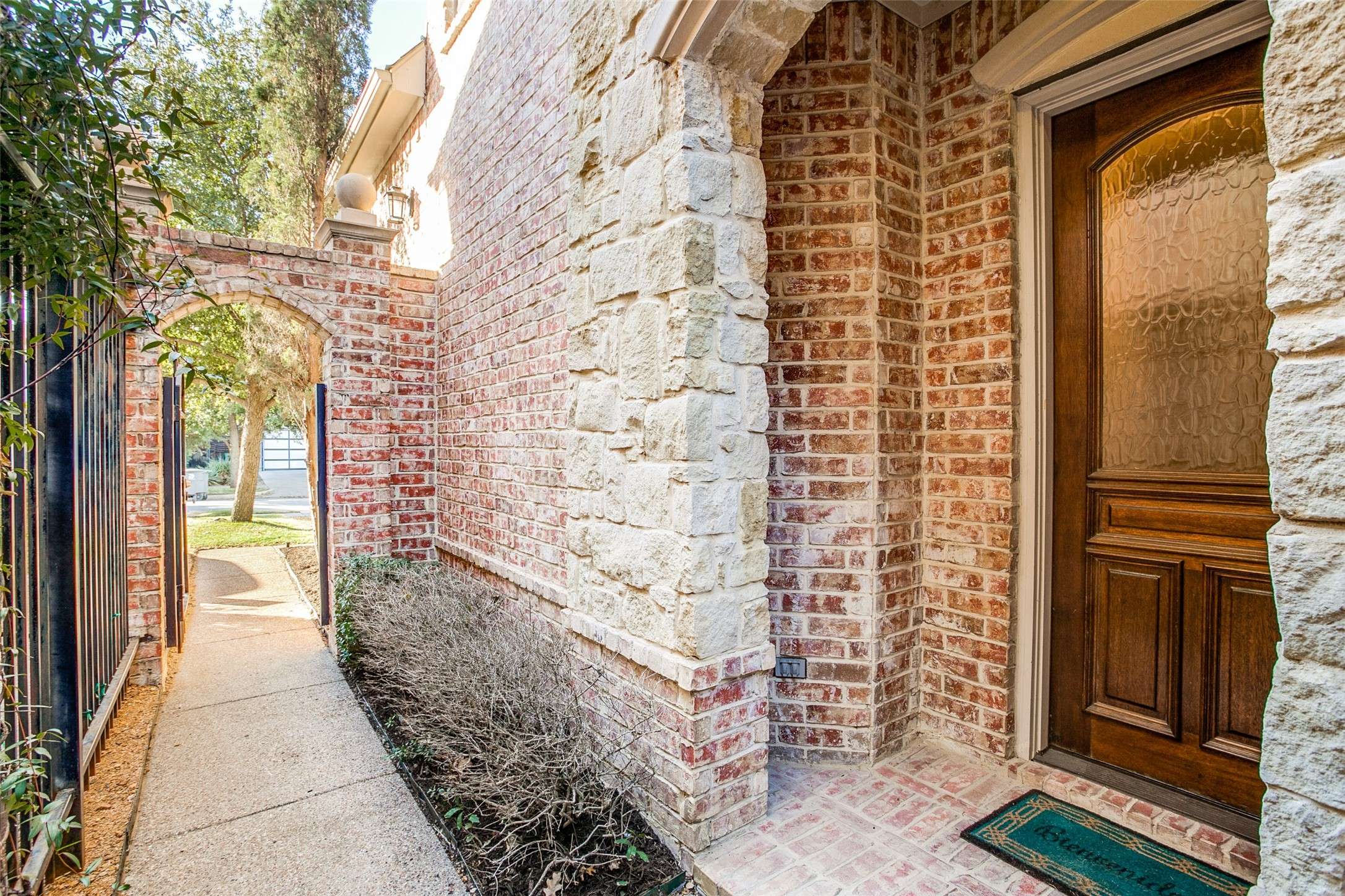 Dallas, TX 75206,5143 Miller AVE
