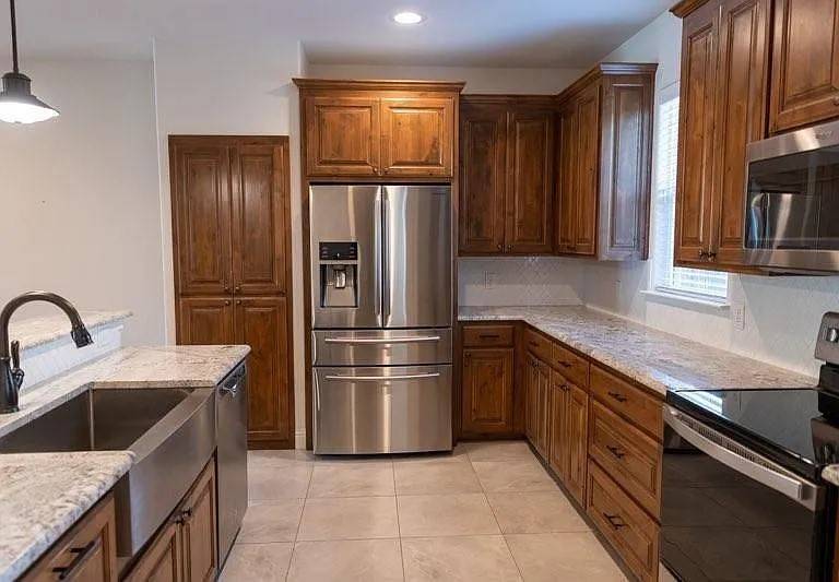 Burleson, TX 76028,321 Tinker TRL